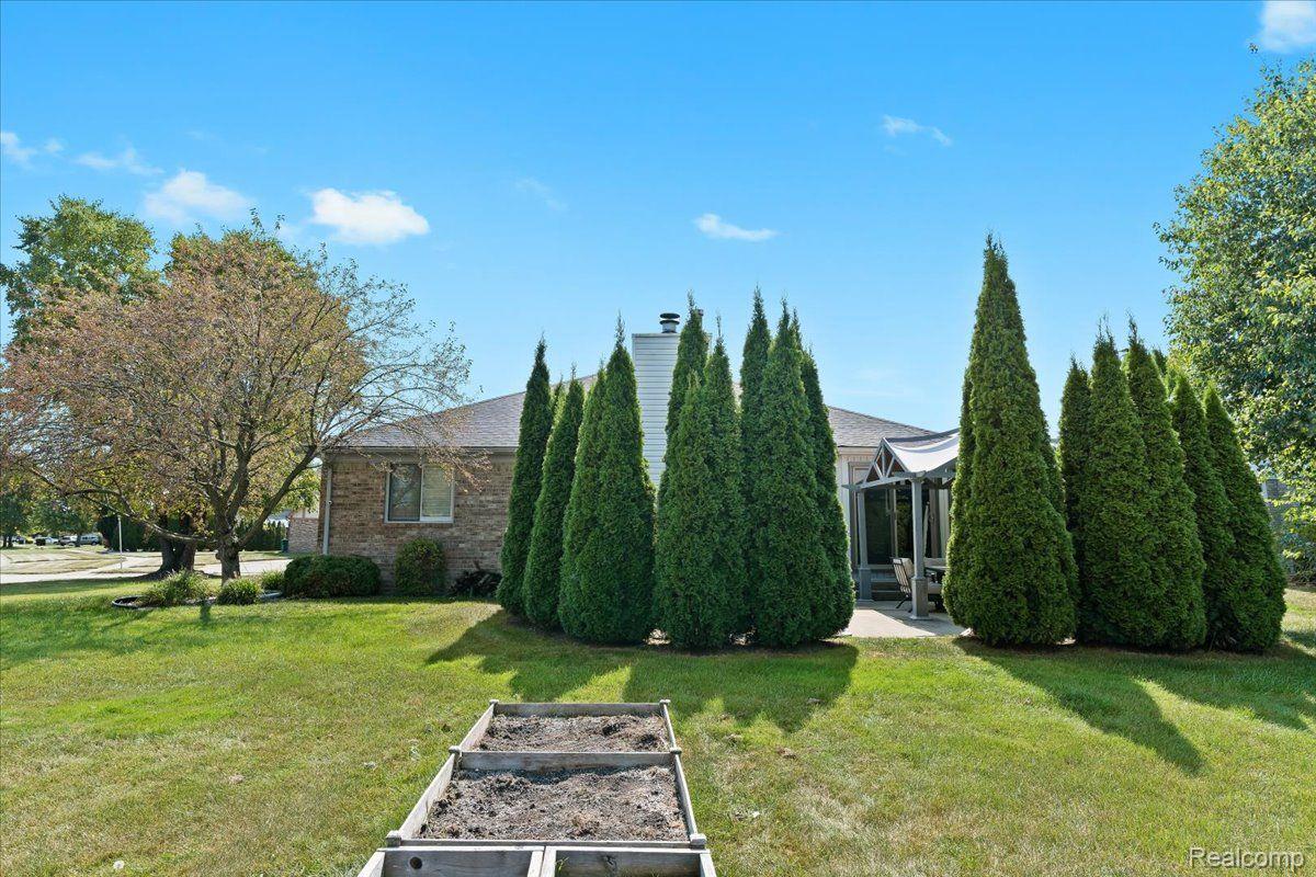 15749 Mulberry Drive