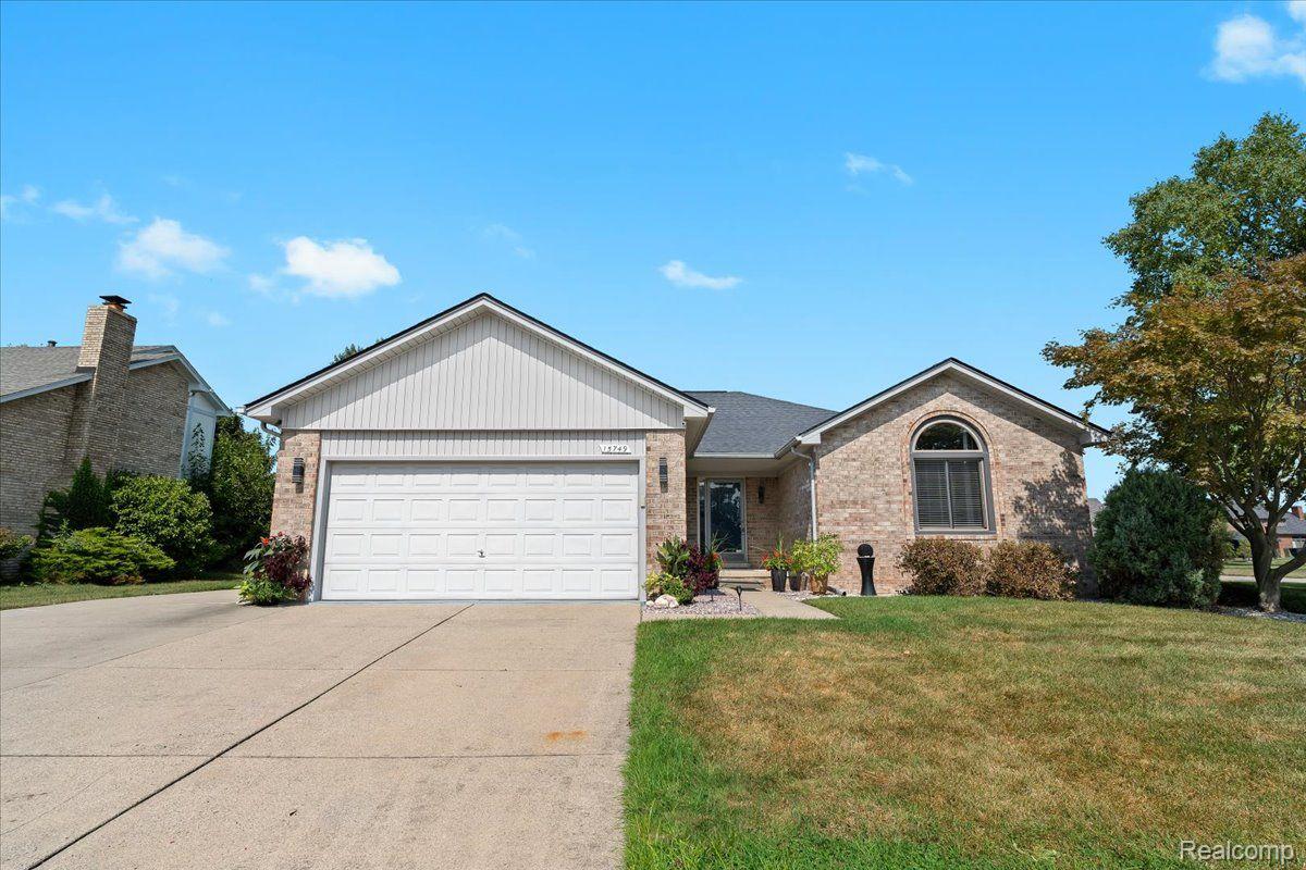 15749 Mulberry Drive