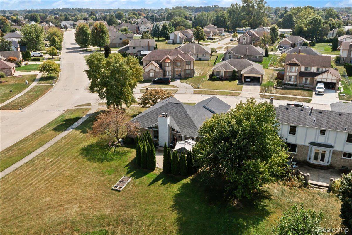 15749 Mulberry Drive