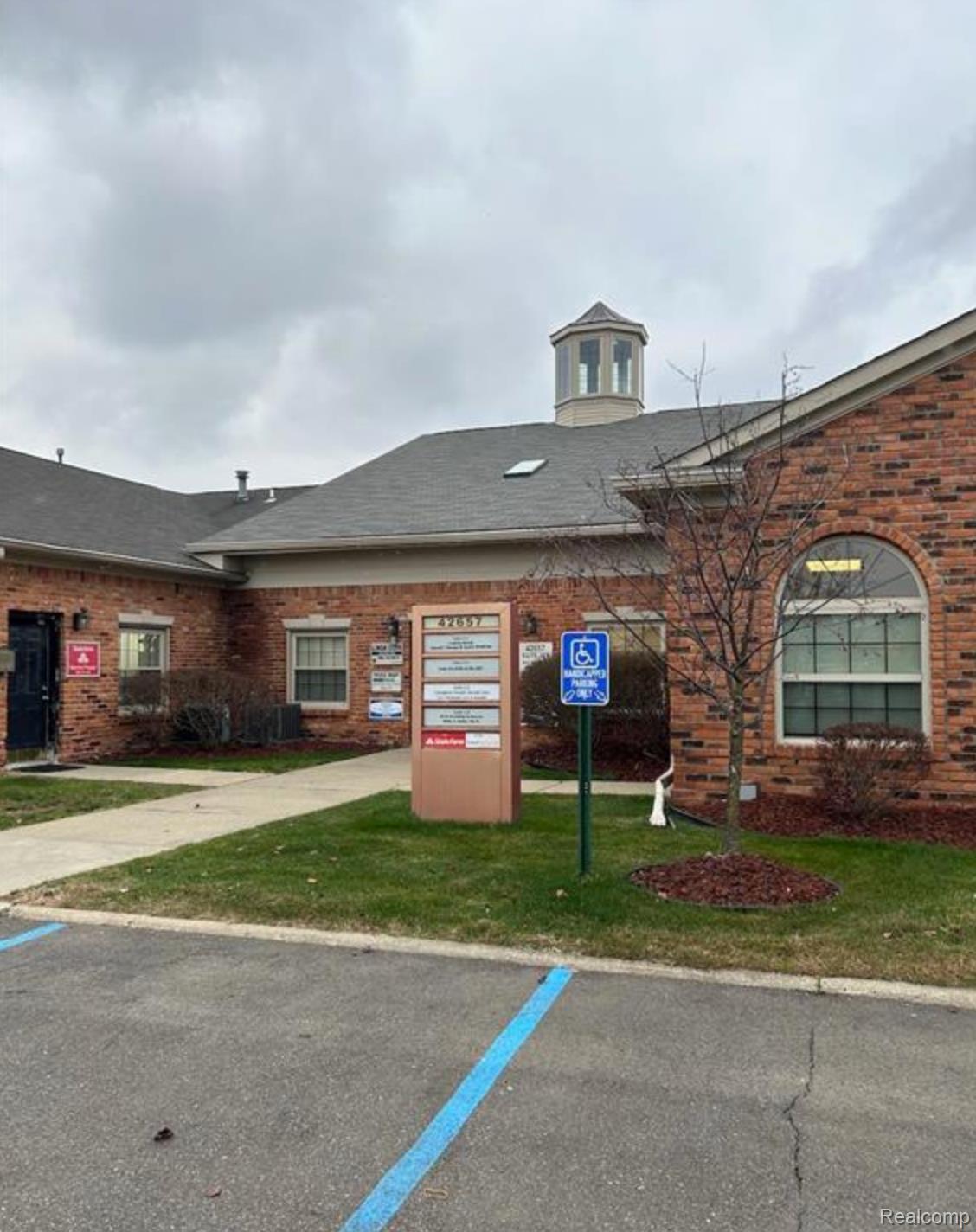 42657 GARFIELD Road 212