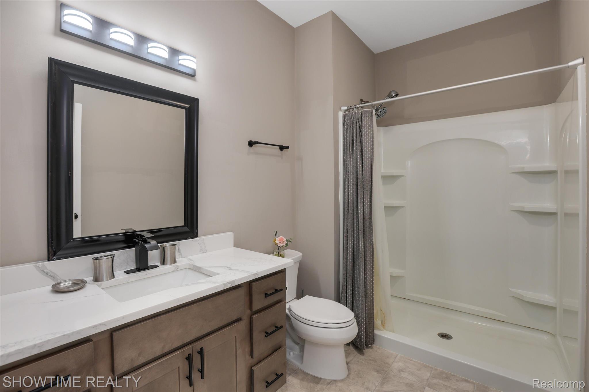 9945 HAVENDALE Drive