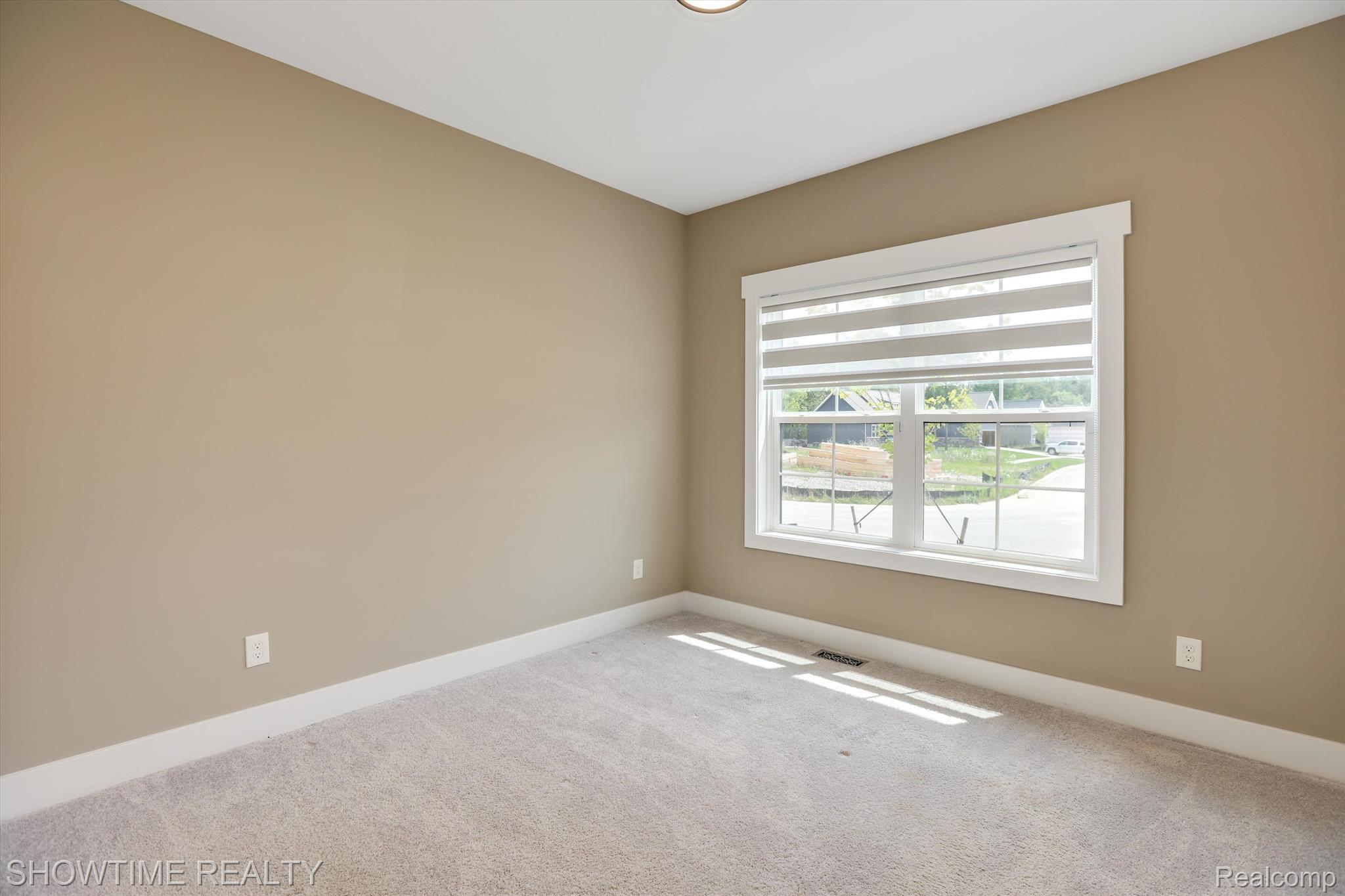 9945 HAVENDALE Drive