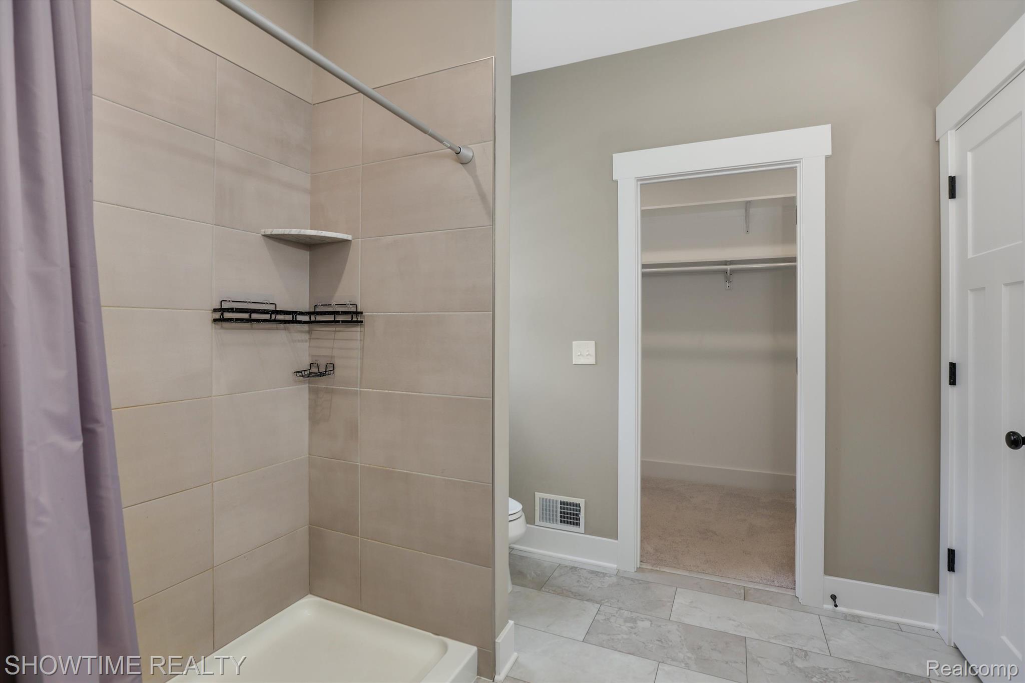 9945 HAVENDALE Drive