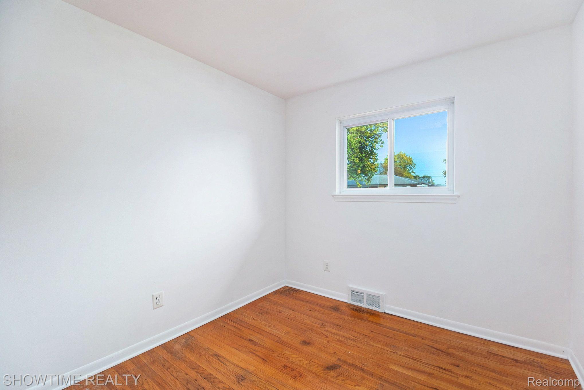27215 WAGNER Drive