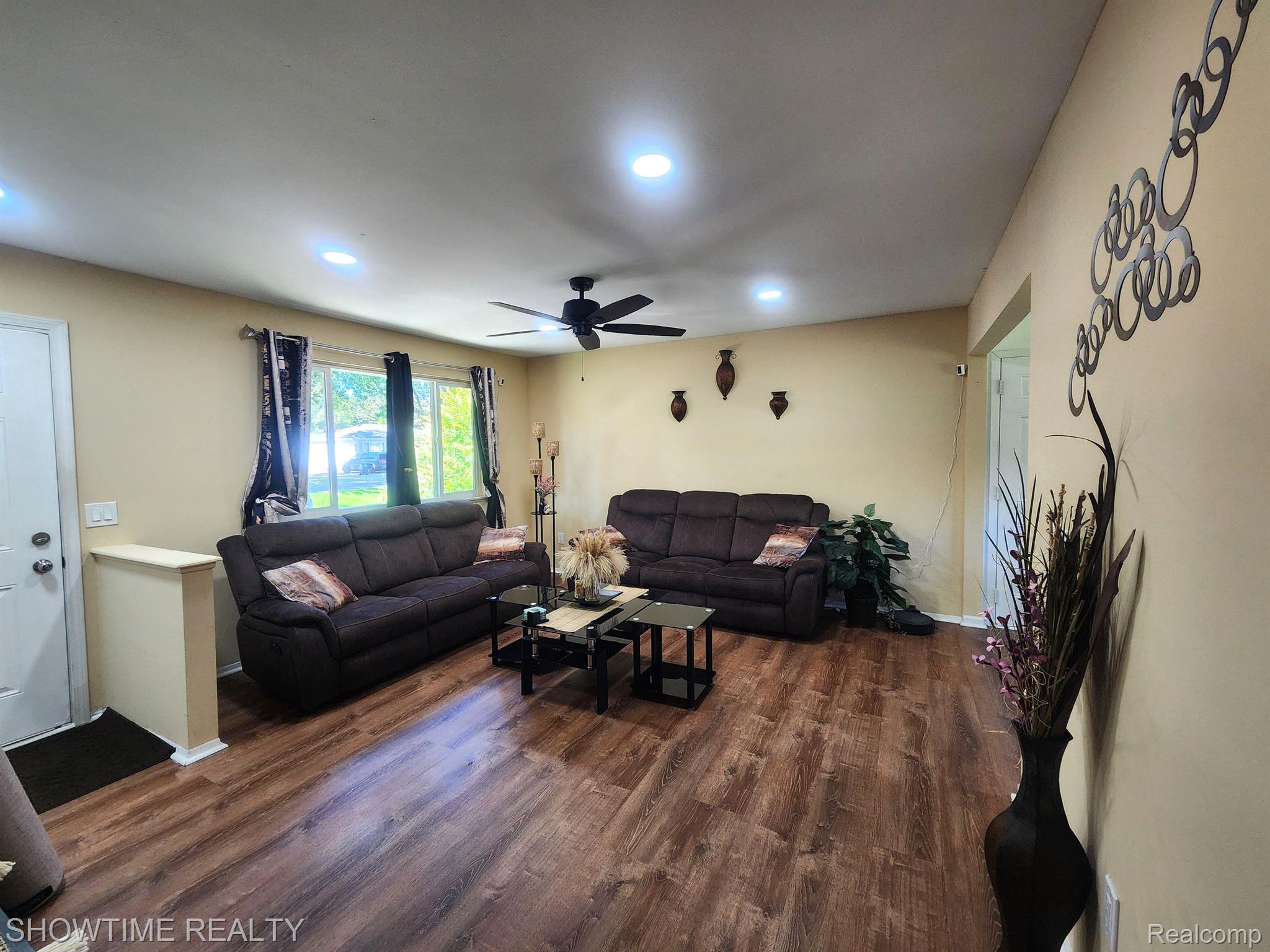 3307 GERALD Avenue