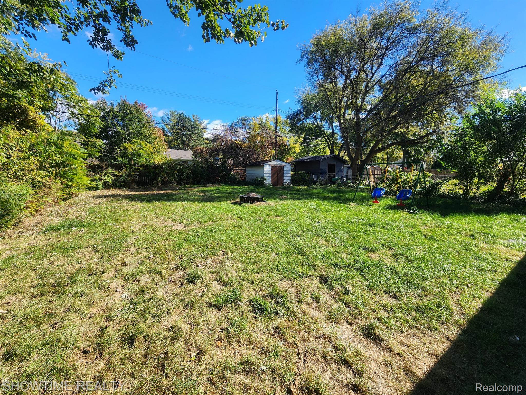 3307 GERALD Avenue