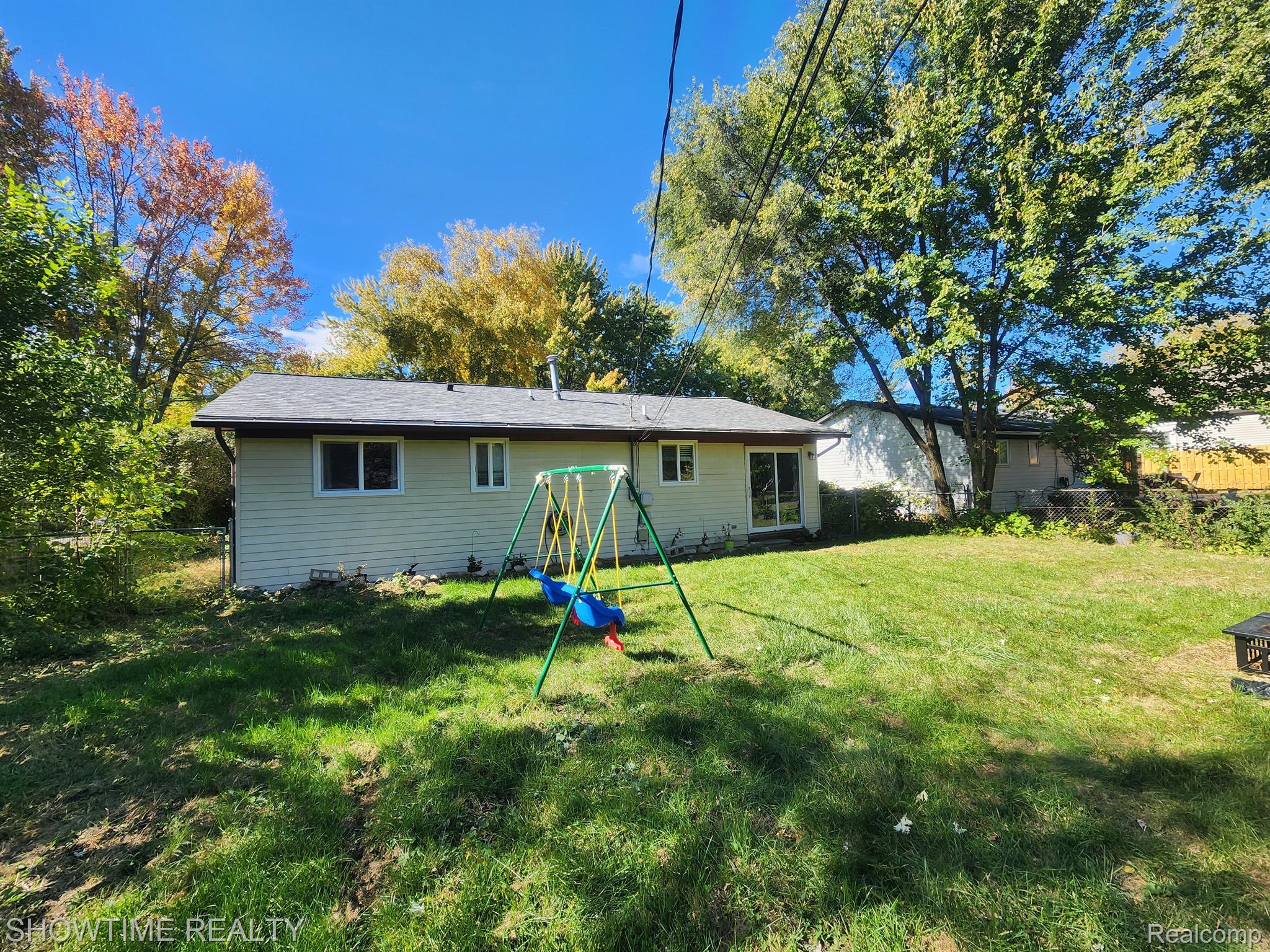3307 GERALD Avenue