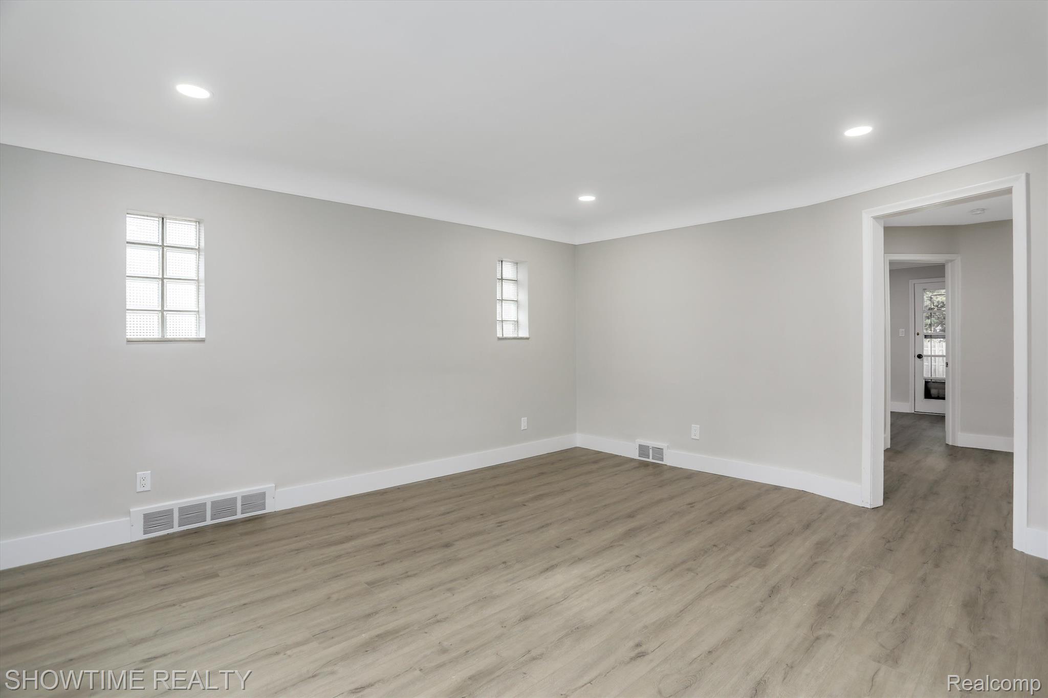 19993 ELKHART Street