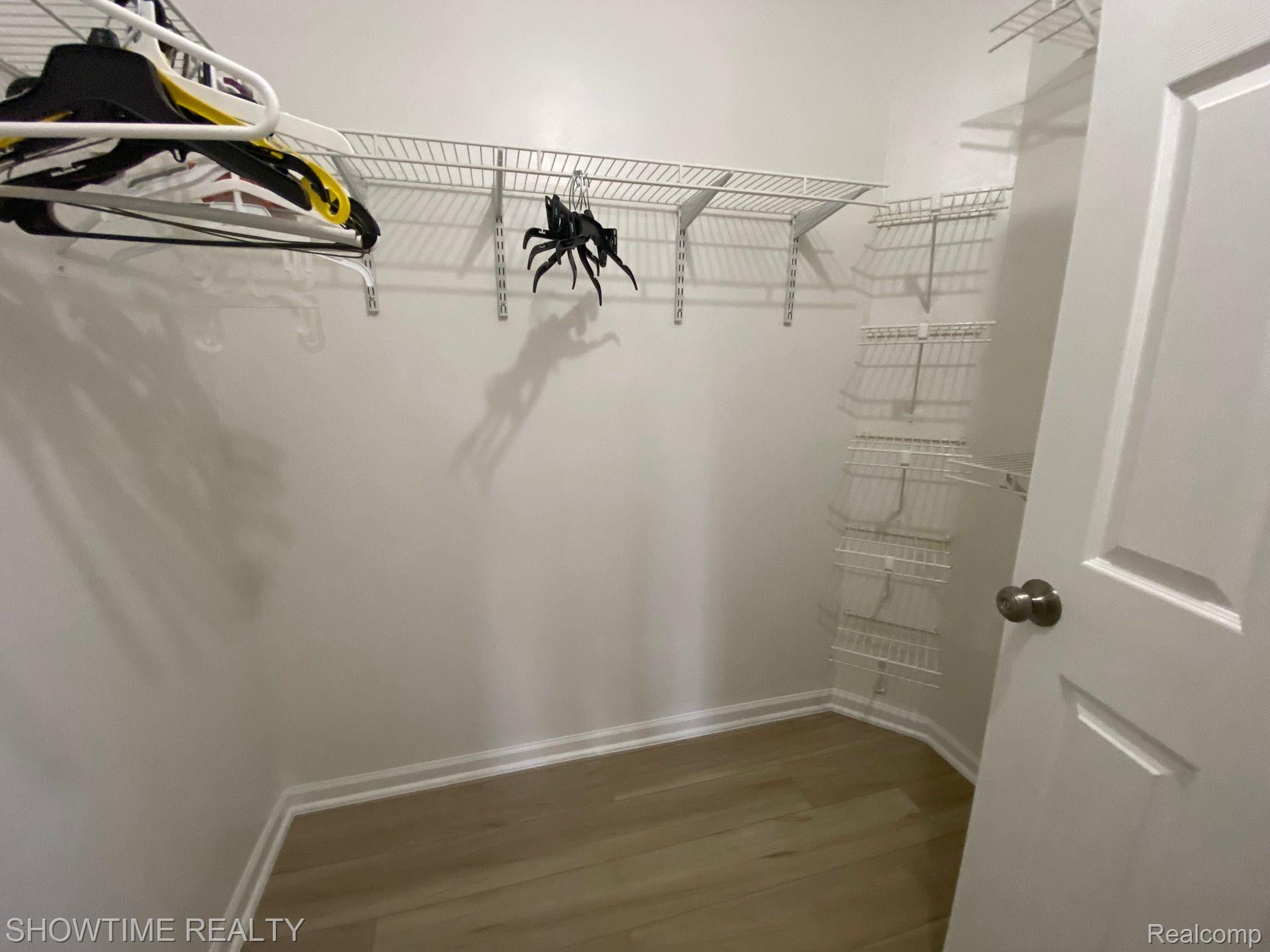 2152 REGENCY HILLS Drive