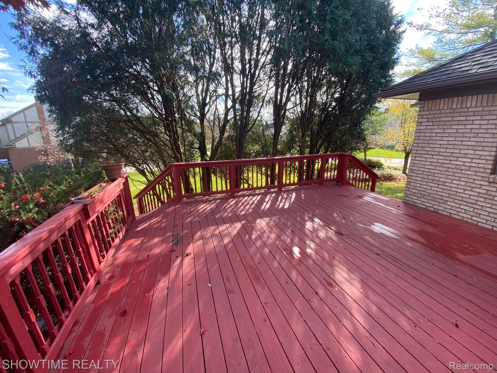 2152 REGENCY HILLS Drive