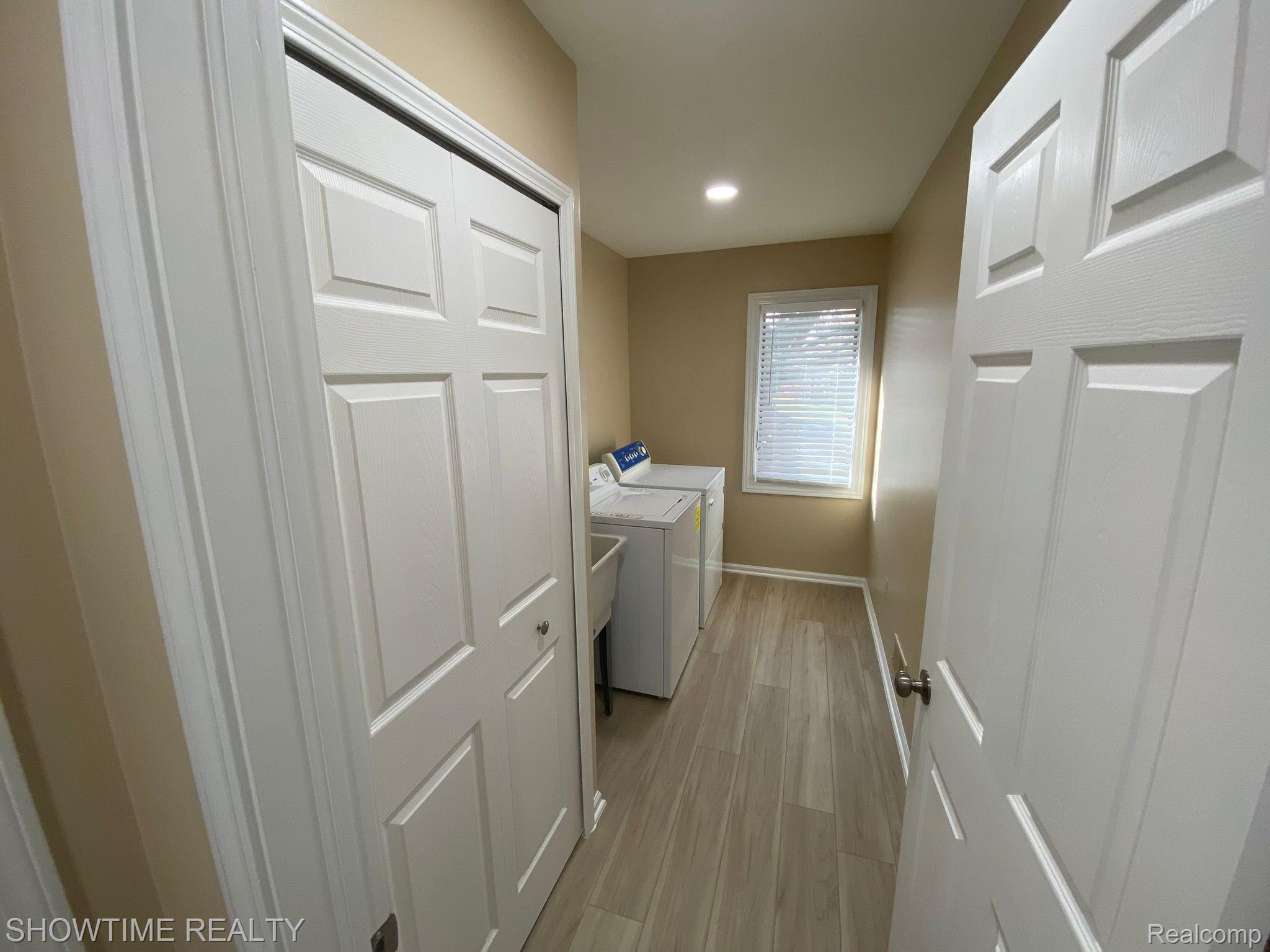 2152 REGENCY HILLS Drive