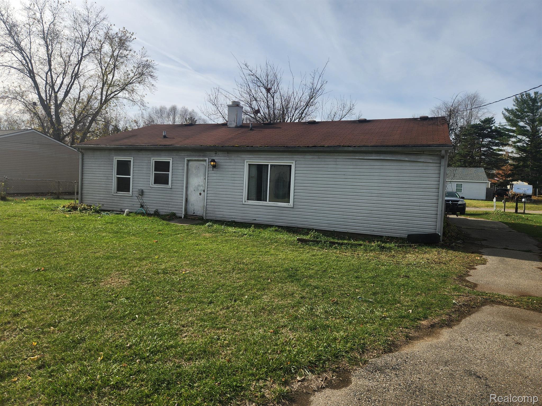 3717 QUEENSBURY Road