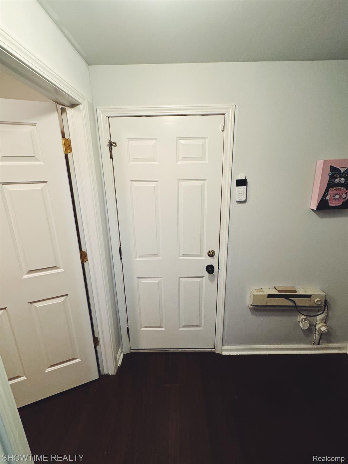 14592 VAUXHALL Drive