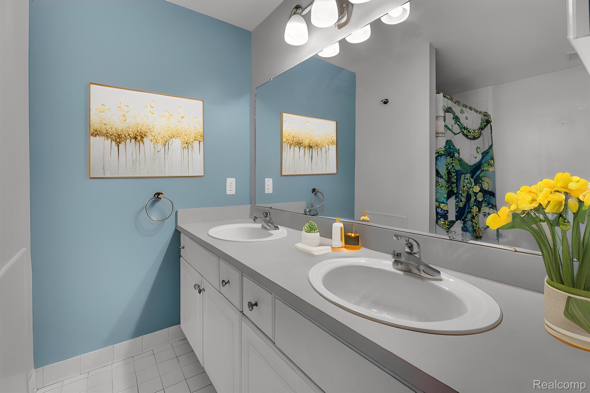 53984 BIRCHWOOD Court Unit #15