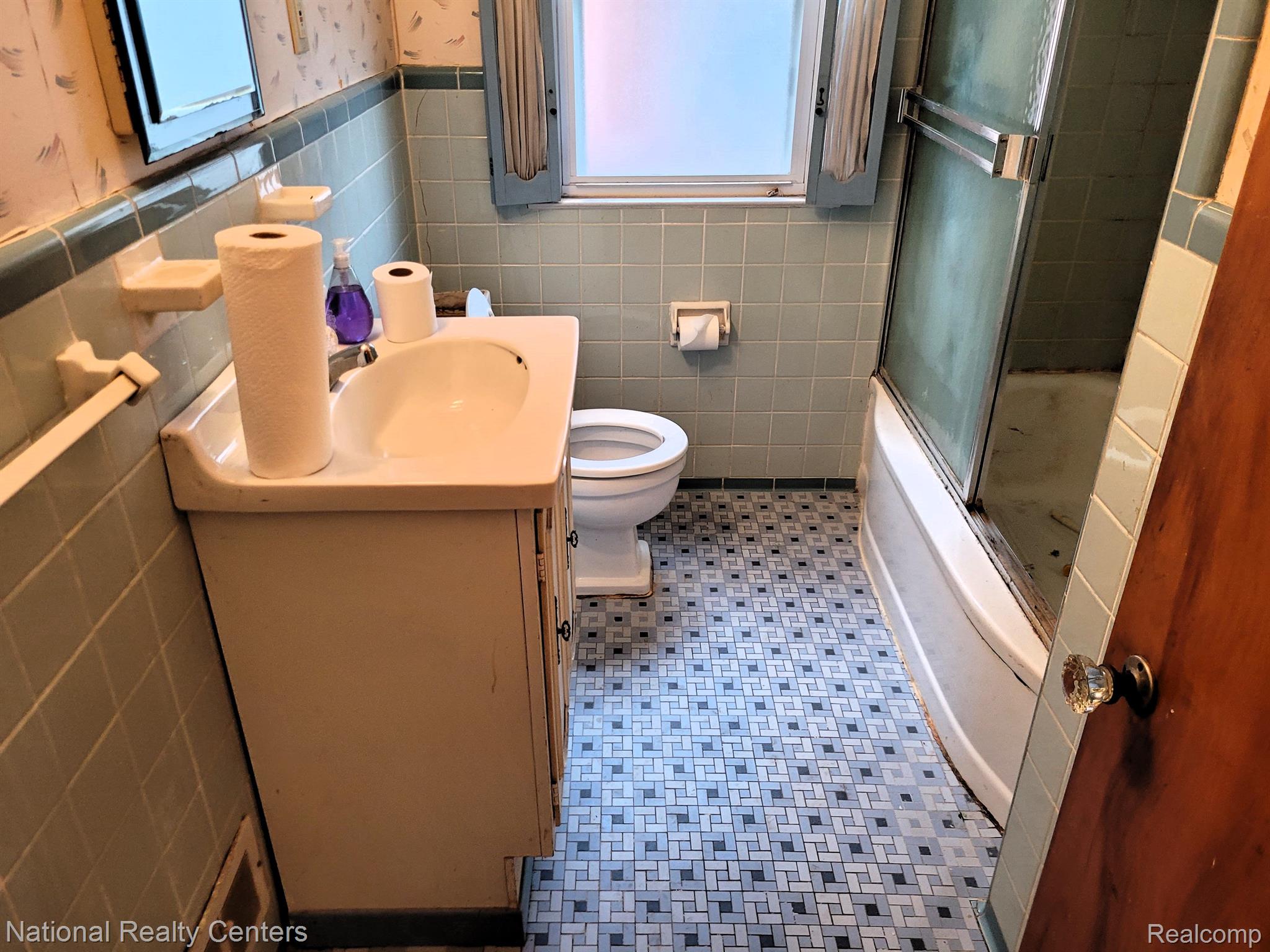 4256 Buckingham Road