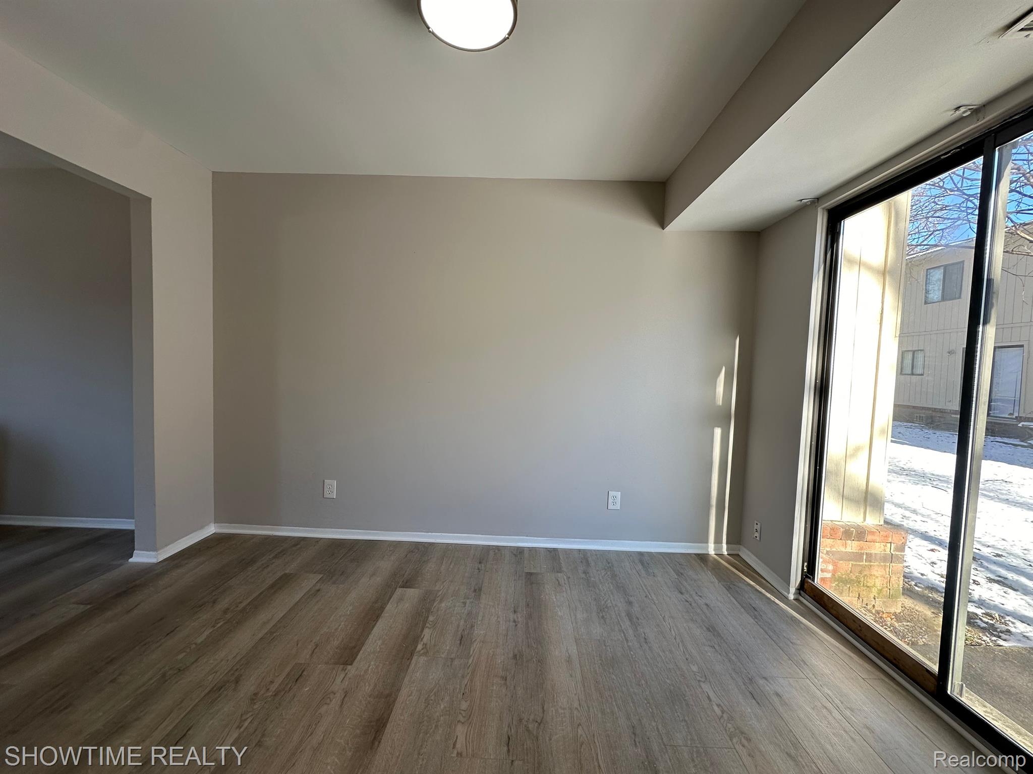 40860 HIGHPOINTE Drive