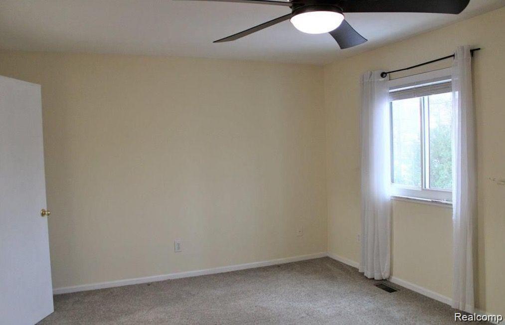 1582 STREAMWOOD