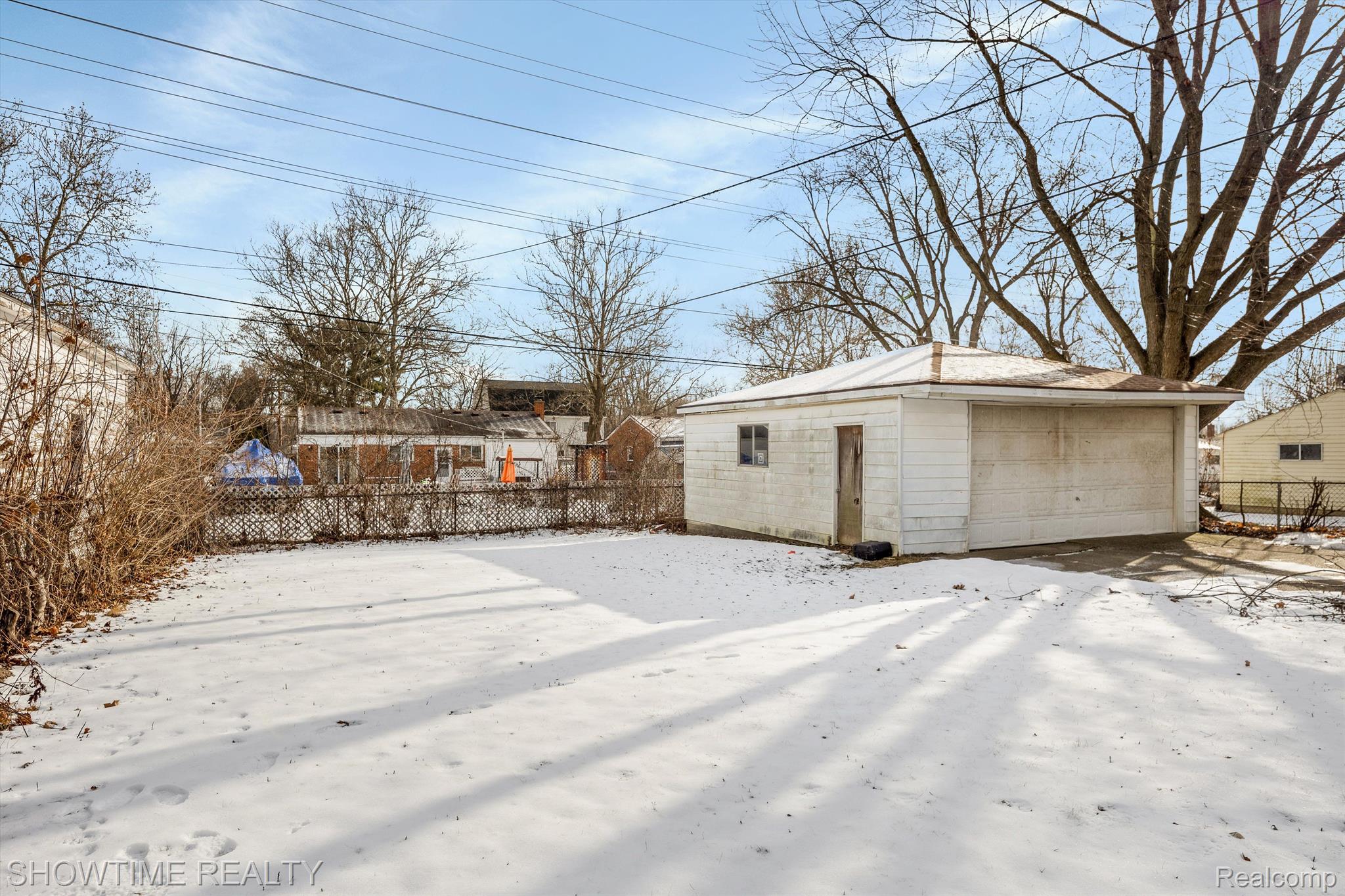 19940 BRENTWOOD Street