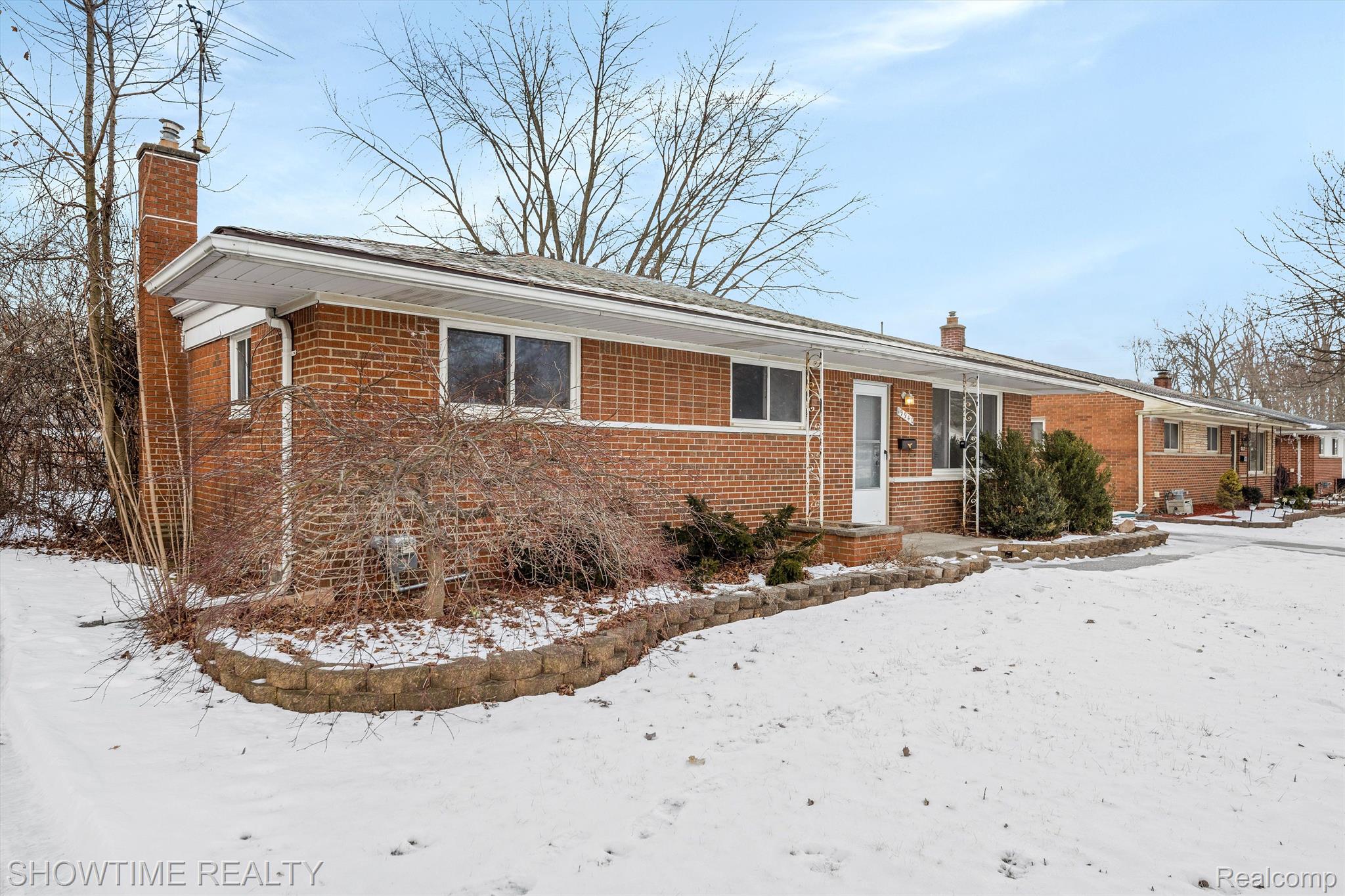 19940 BRENTWOOD Street