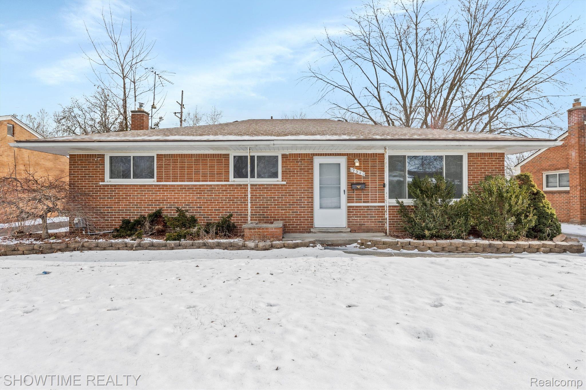 19940 BRENTWOOD Street