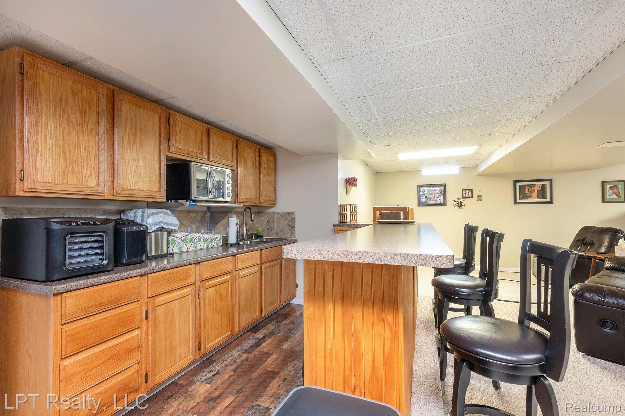 54472 ISLE ROYALE Avenue