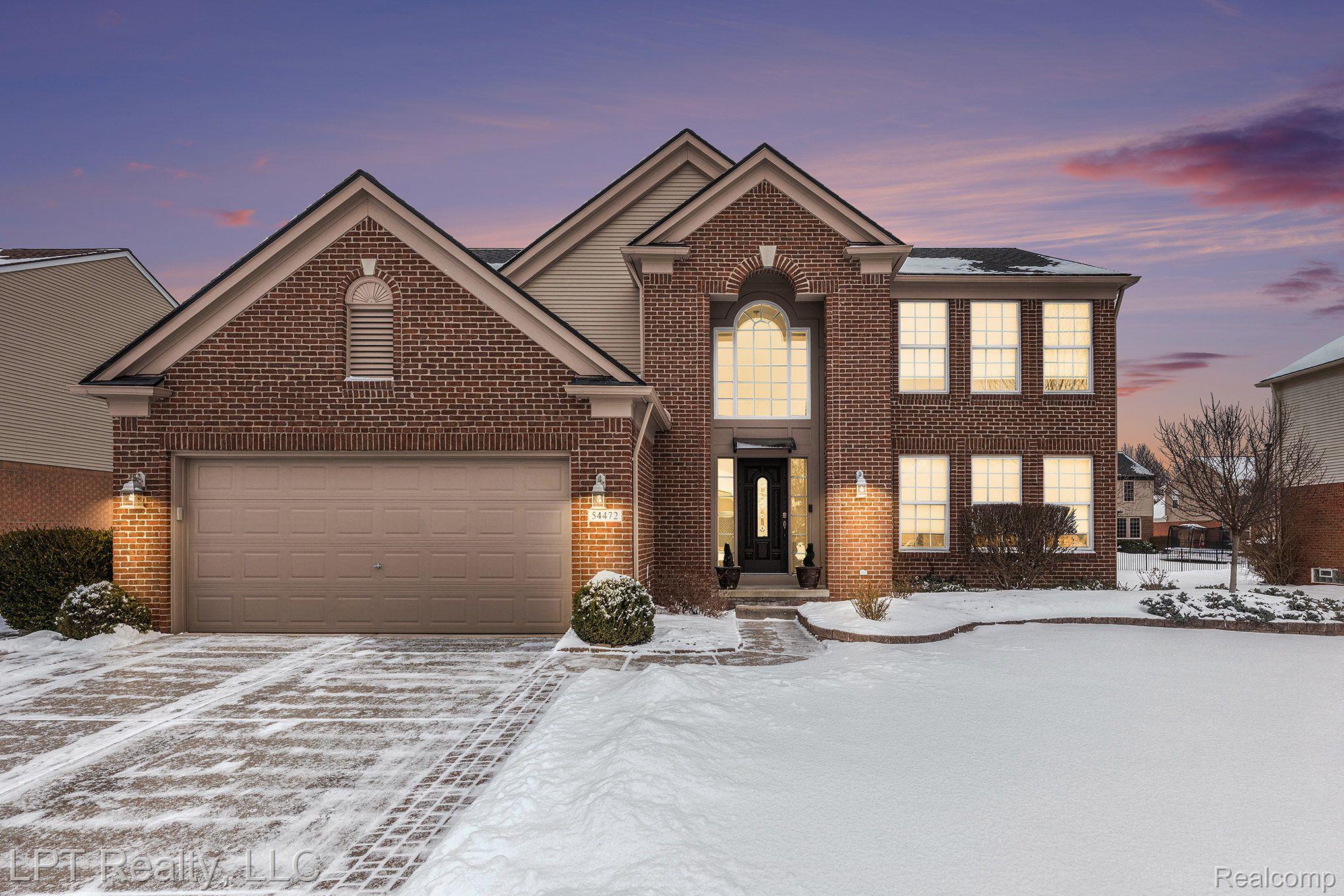 54472 ISLE ROYALE Avenue