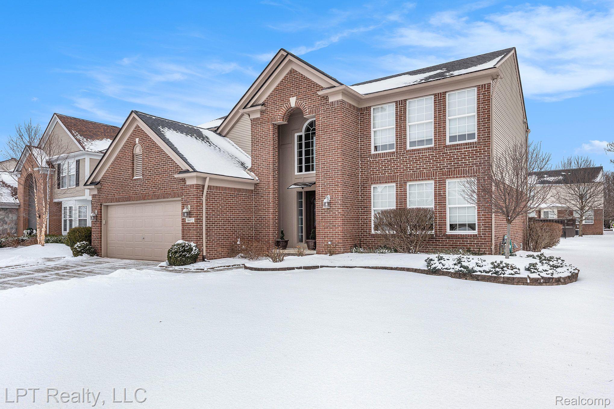 54472 ISLE ROYALE Avenue