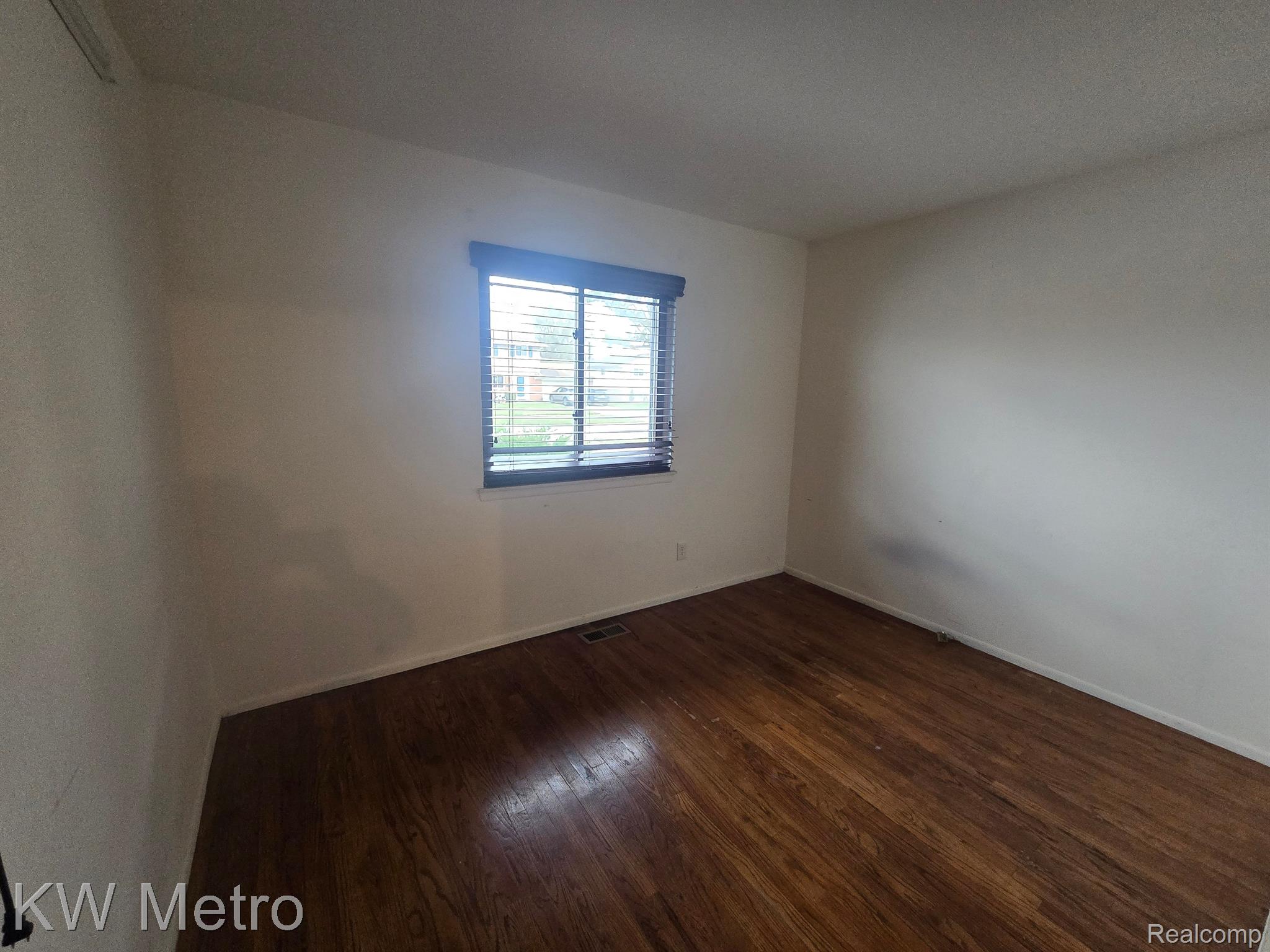 8232 SAN MARCO Boulevard