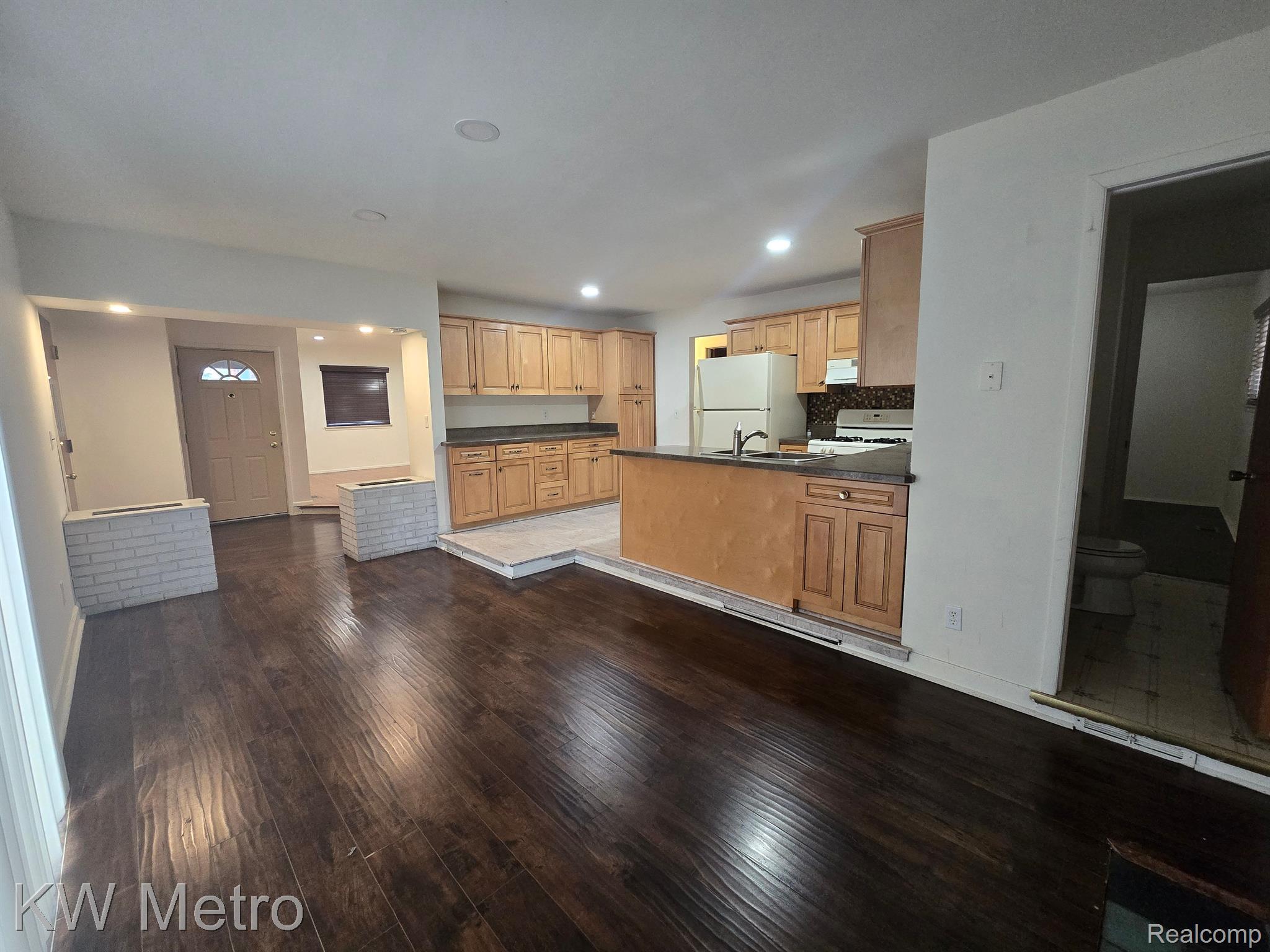 8232 SAN MARCO Boulevard