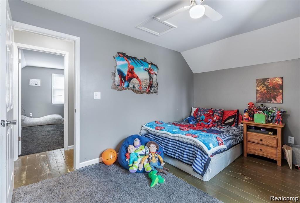 87 N WASHINGTON Street