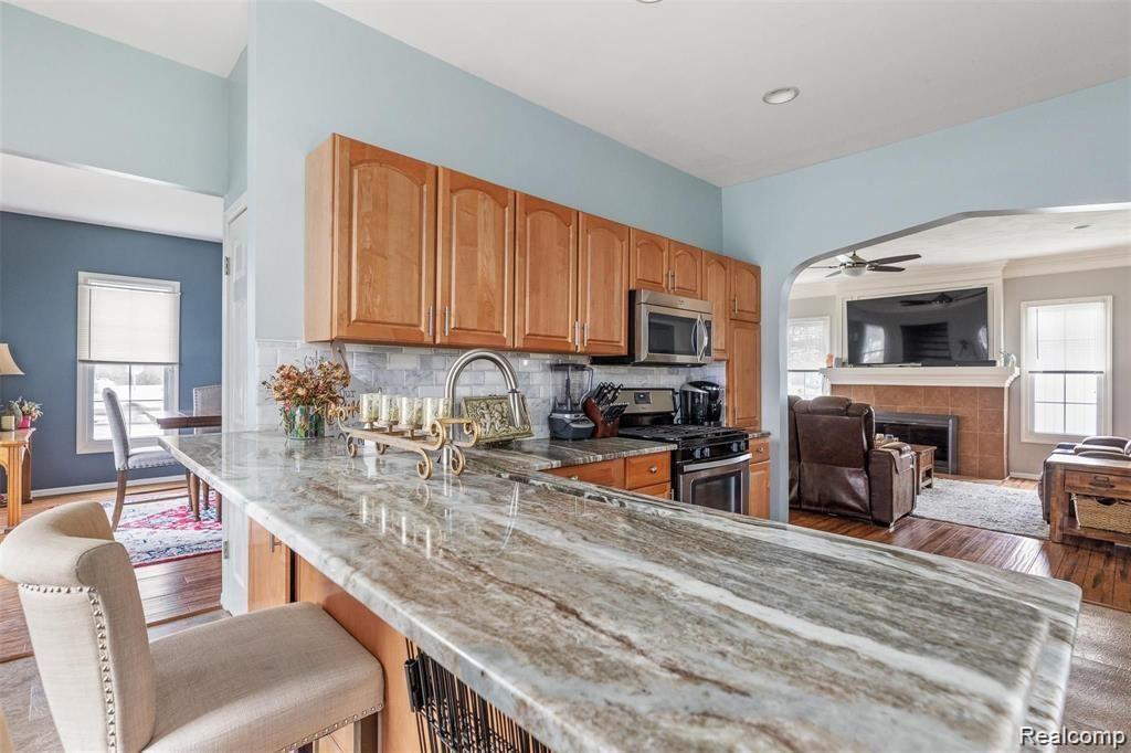 87 N WASHINGTON Street