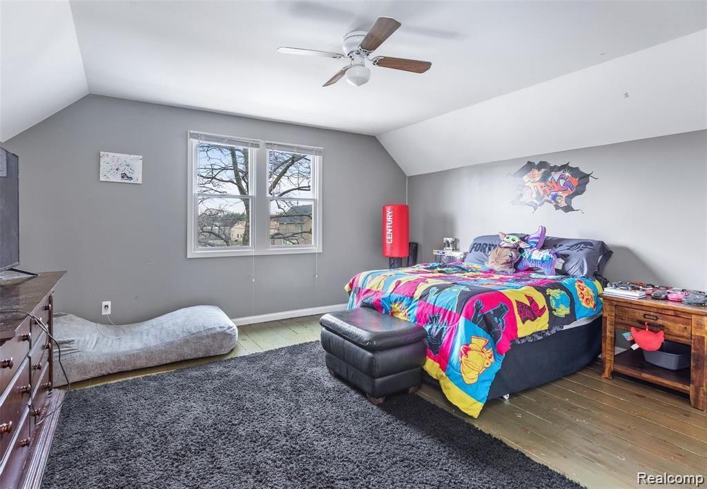 87 N WASHINGTON Street