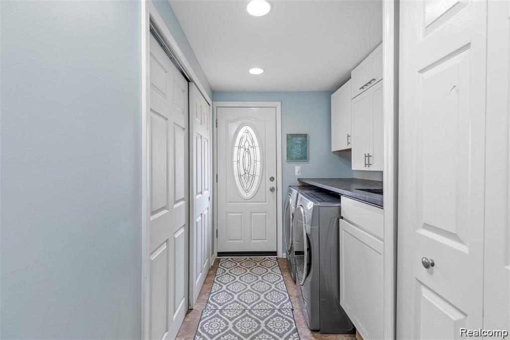 87 N WASHINGTON Street