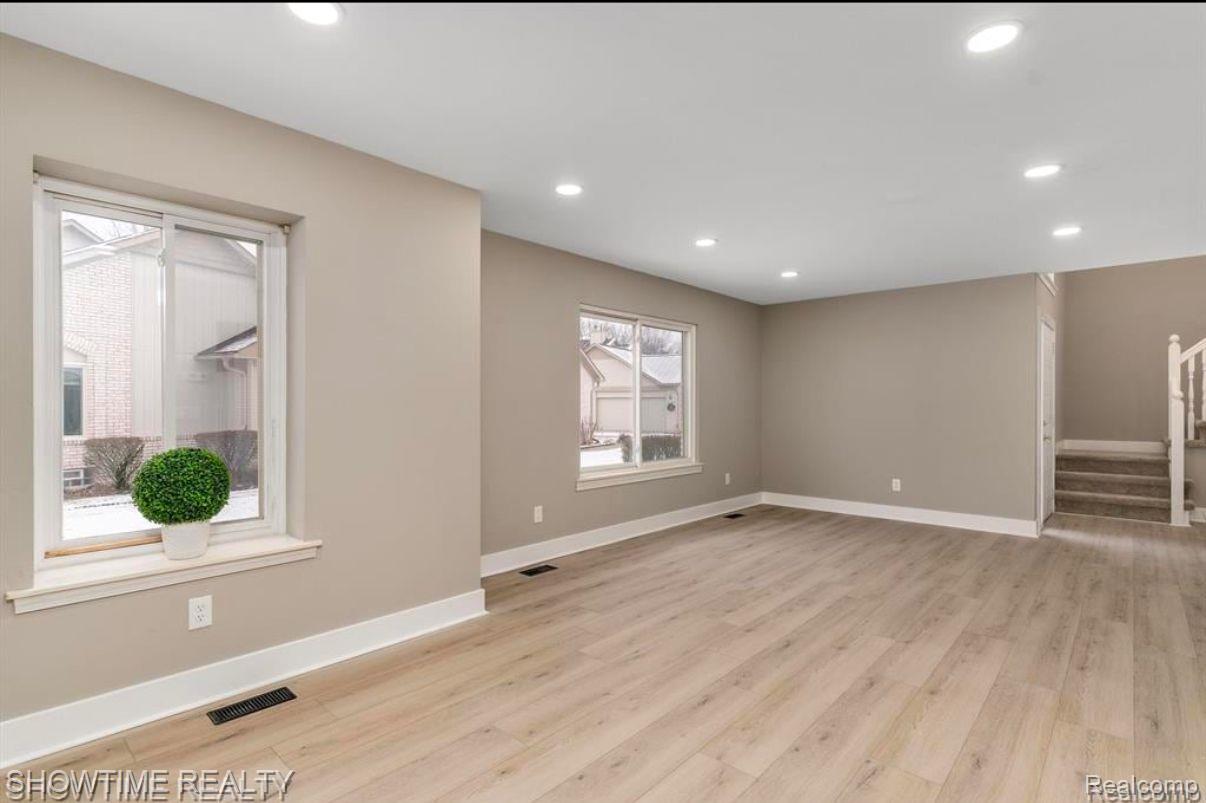 20399 VILLA GRANDE Circle