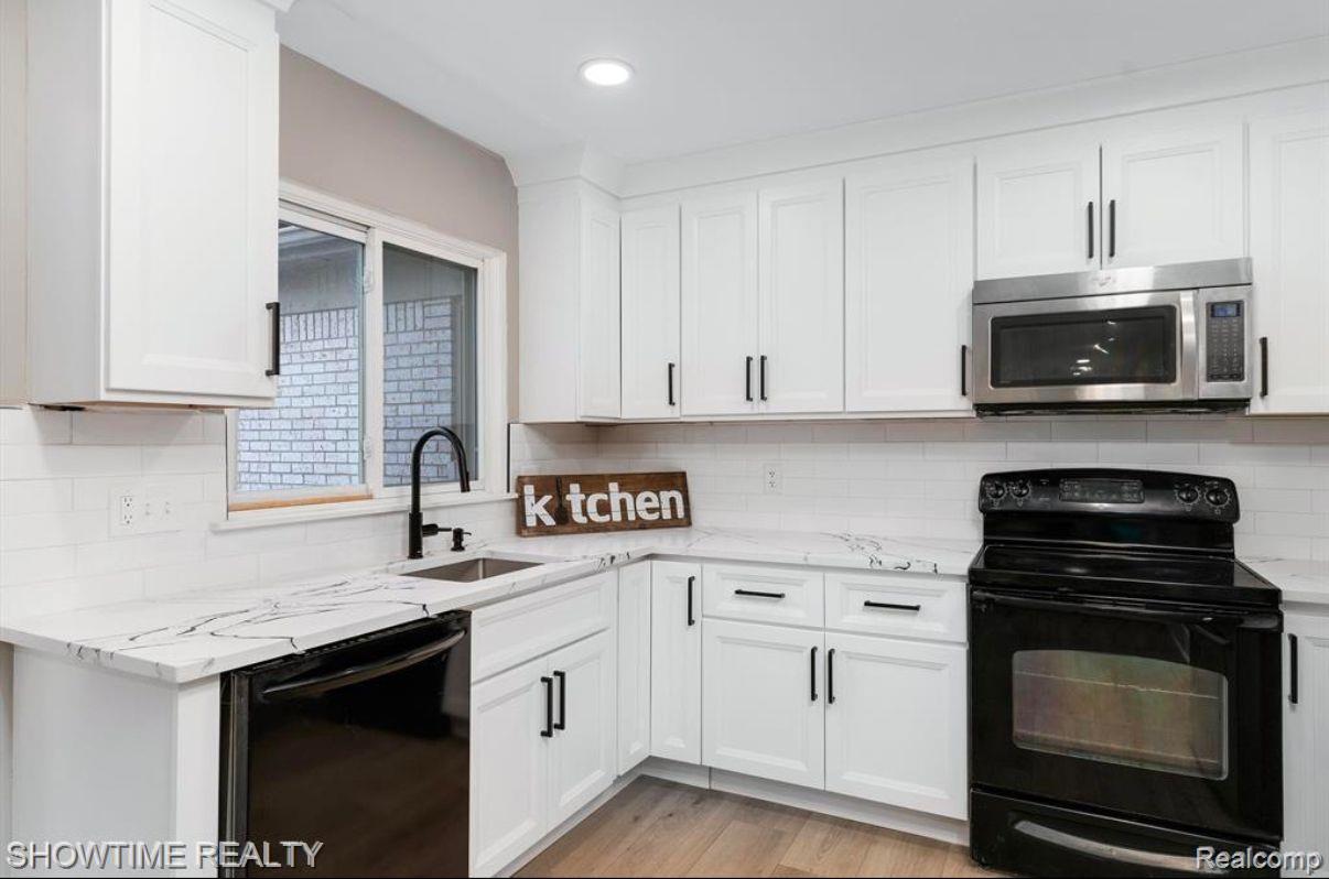 20399 VILLA GRANDE Circle