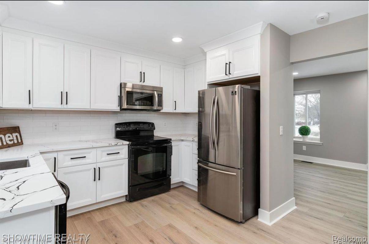 20399 VILLA GRANDE Circle