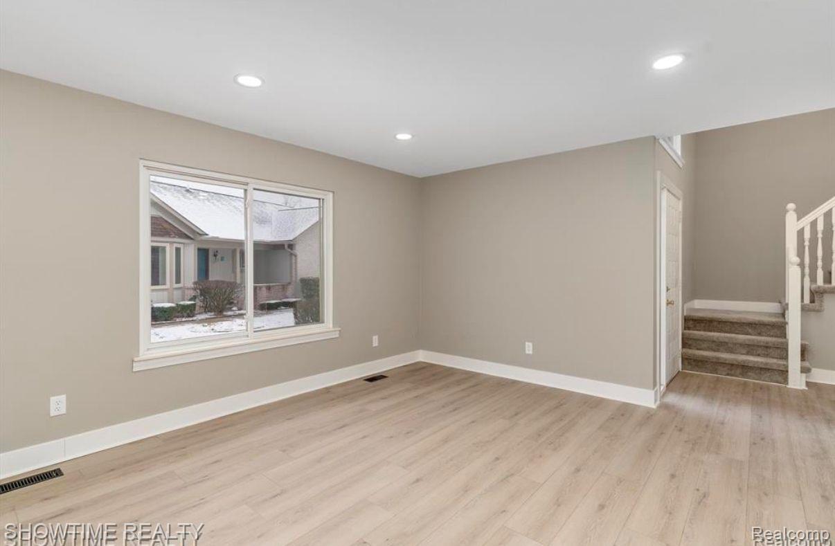 20399 VILLA GRANDE Circle