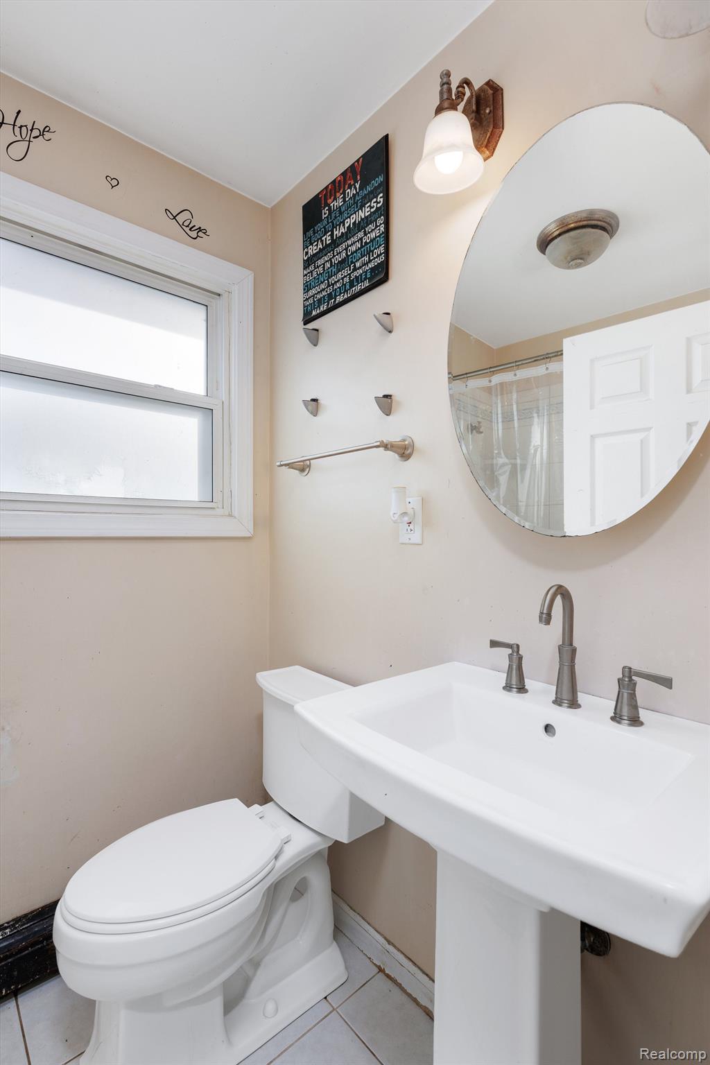 19000 FLORIAN Street