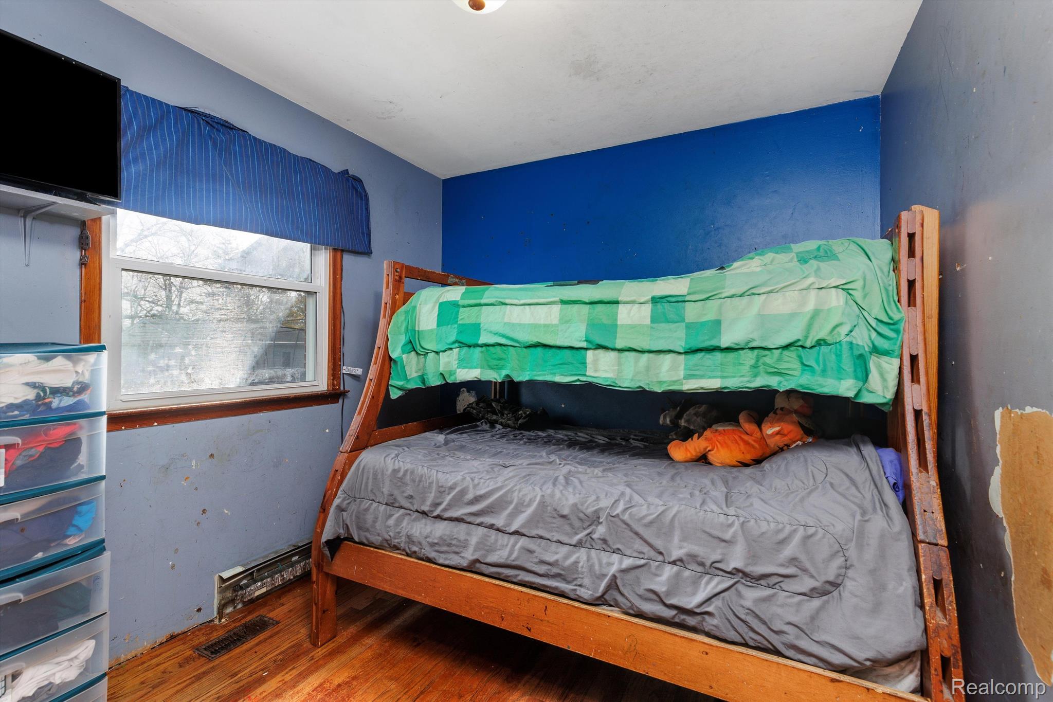 19000 FLORIAN Street