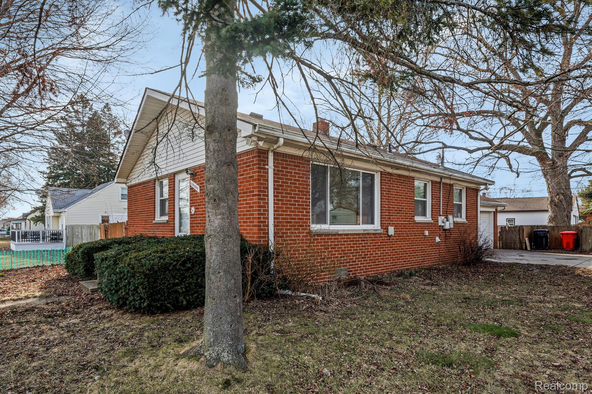 19000 FLORIAN Street