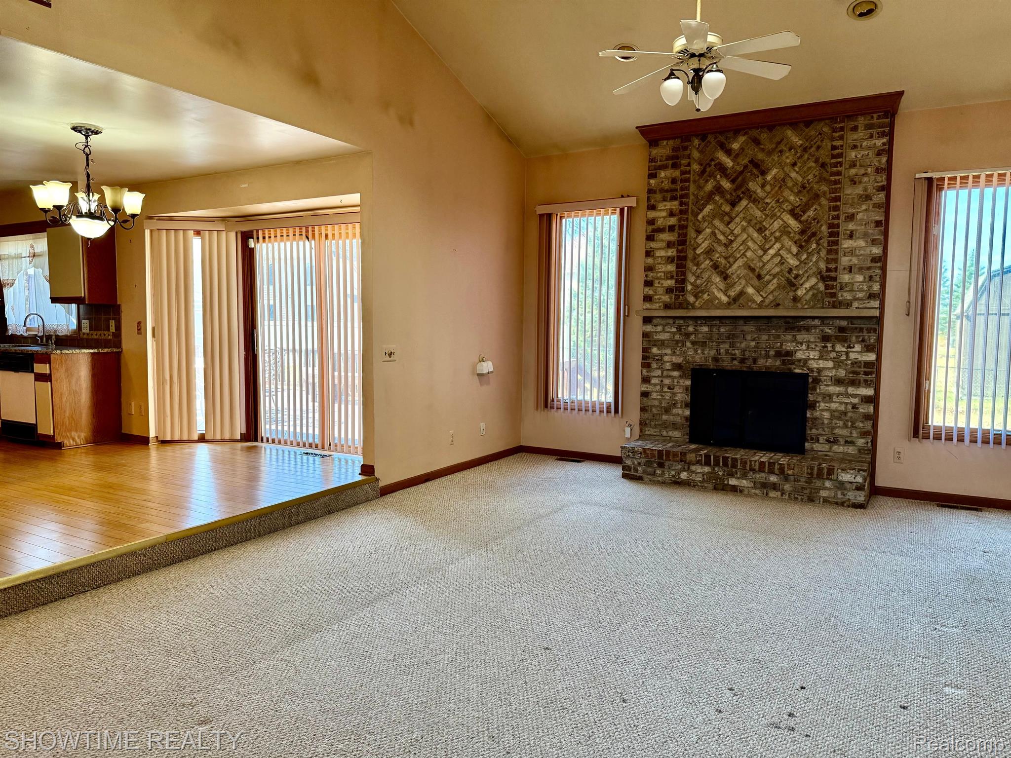 40537 DENBIGH Drive
