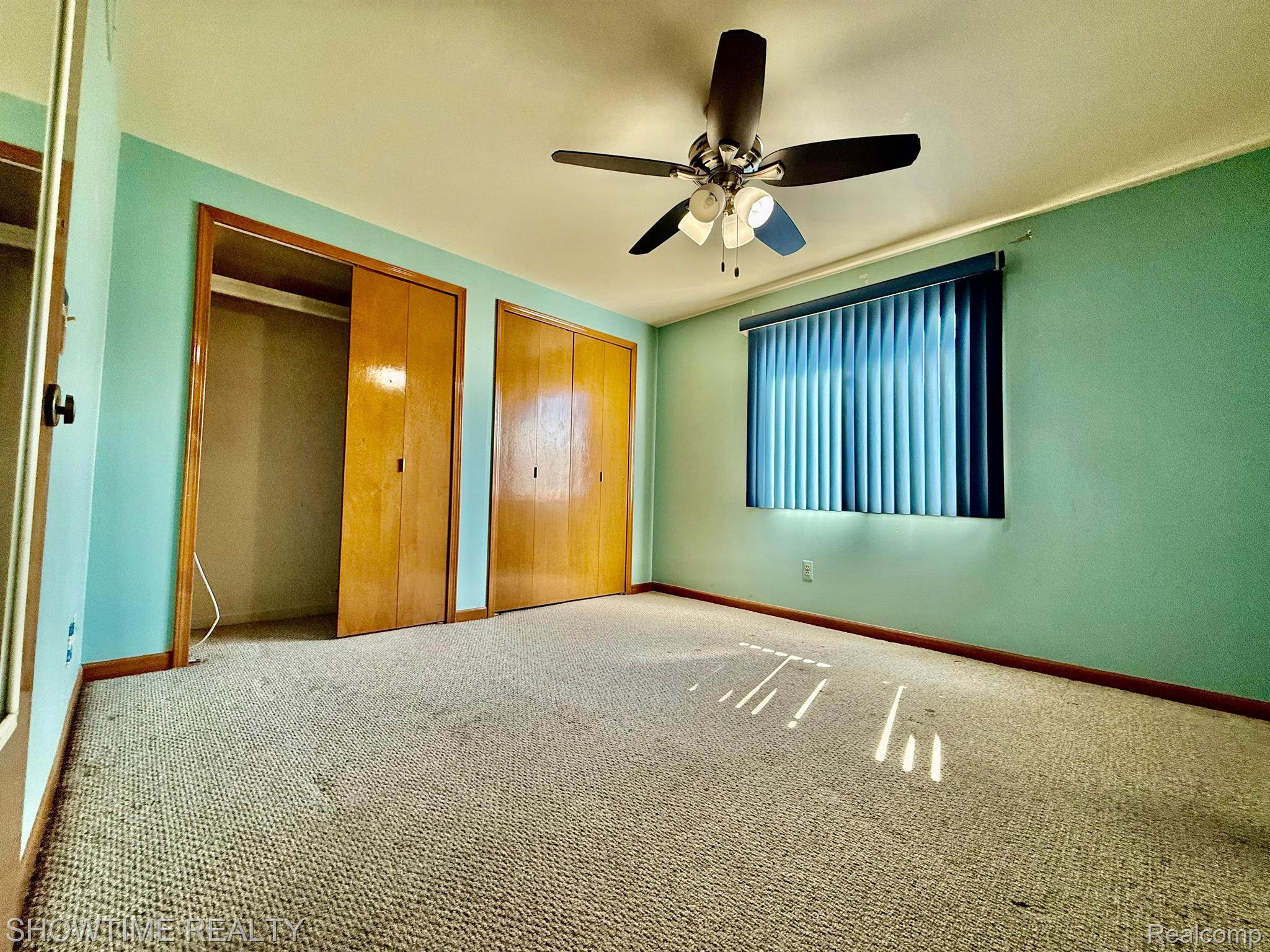 40537 DENBIGH Drive