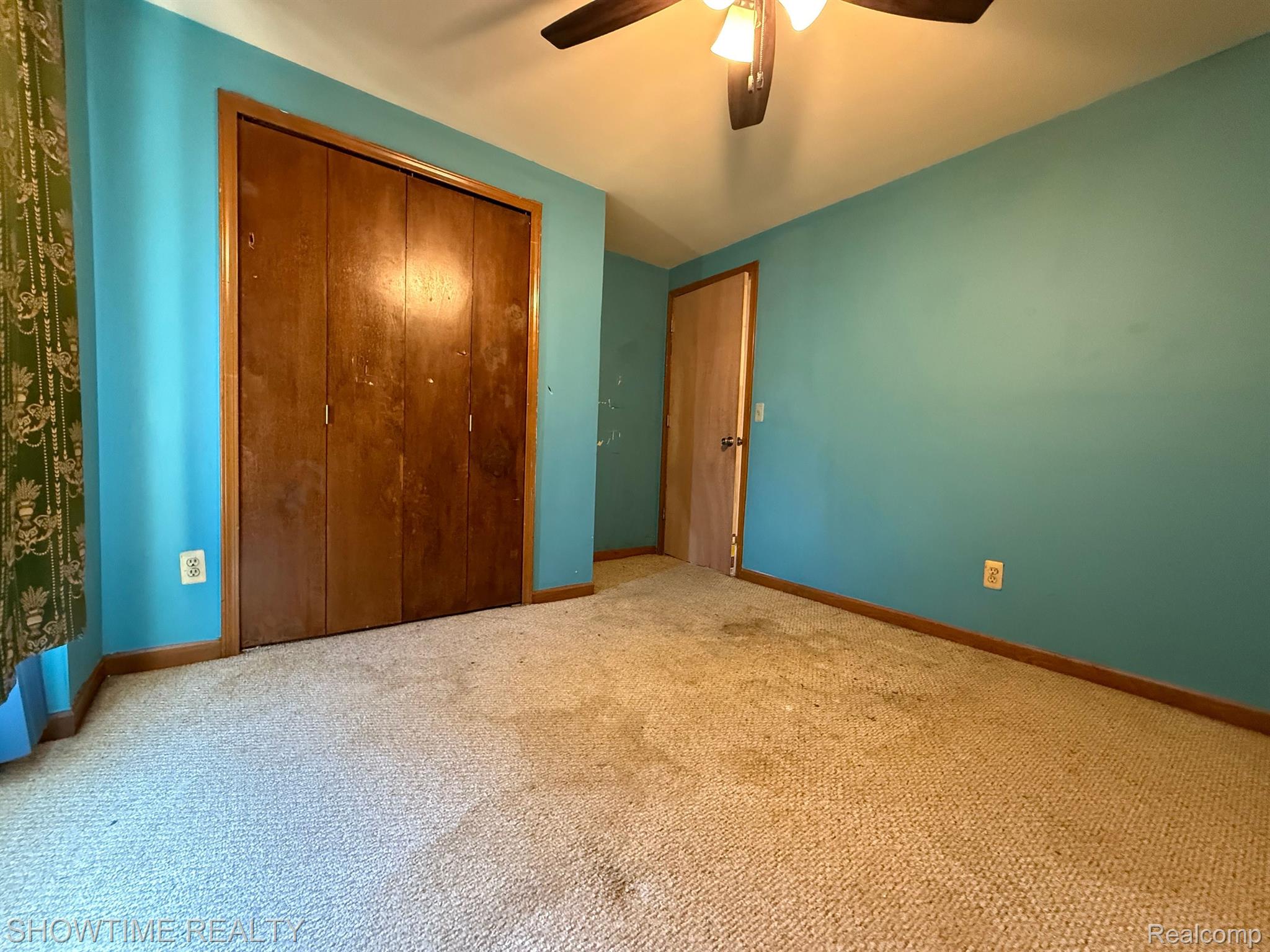 40537 DENBIGH Drive