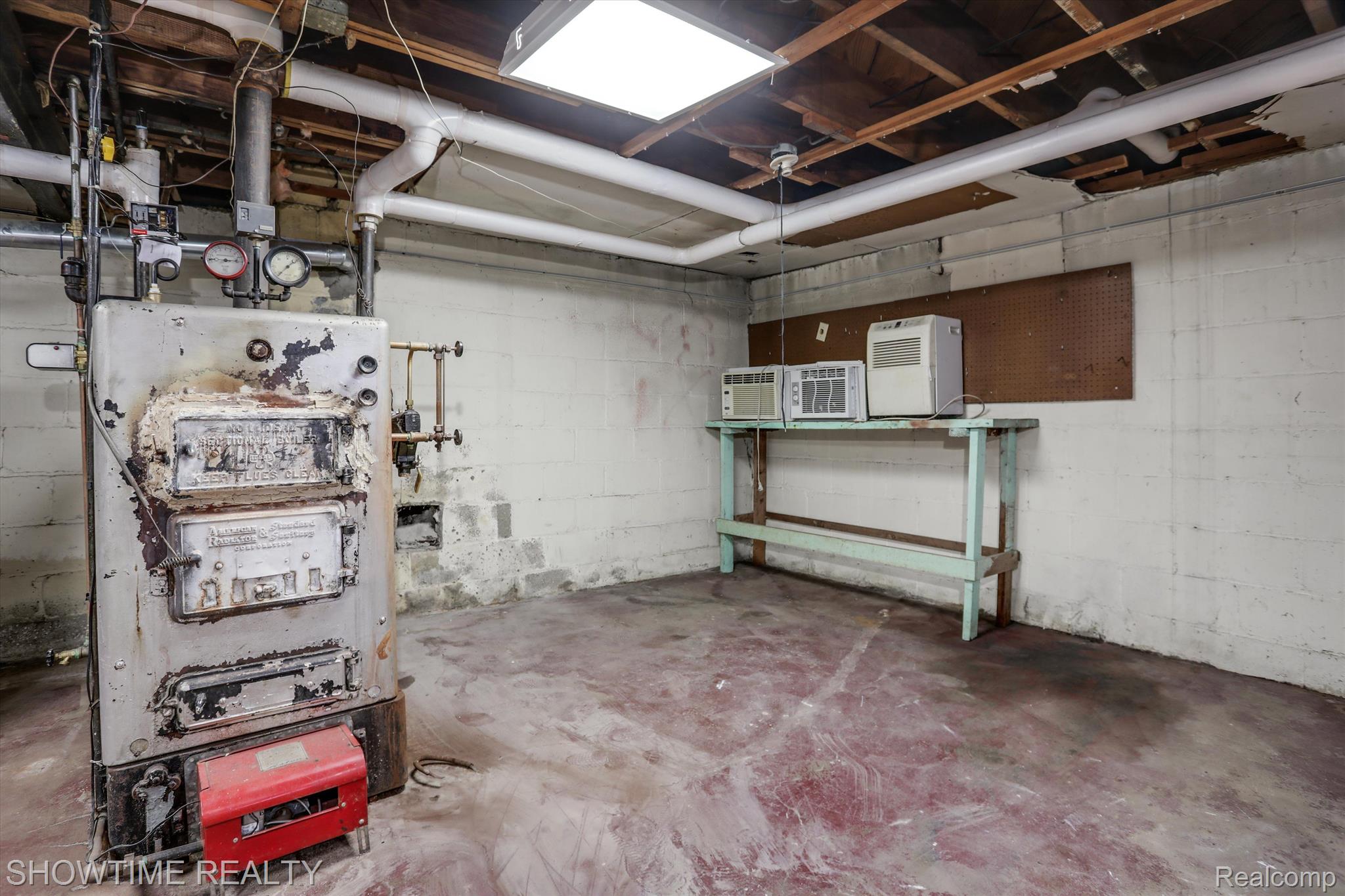 20175 LICHFIELD Road