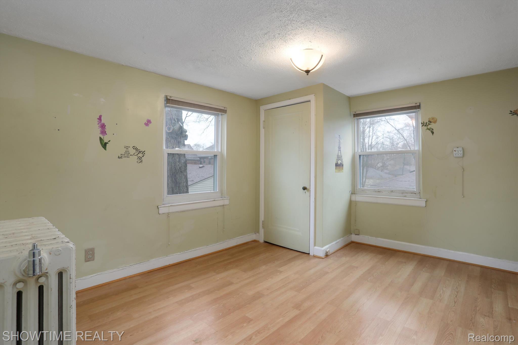 20175 LICHFIELD Road