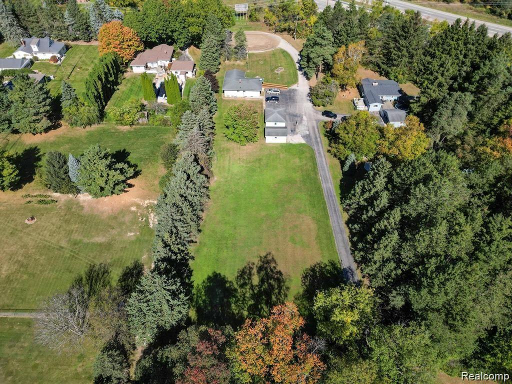 5951 Flemings Lake Road