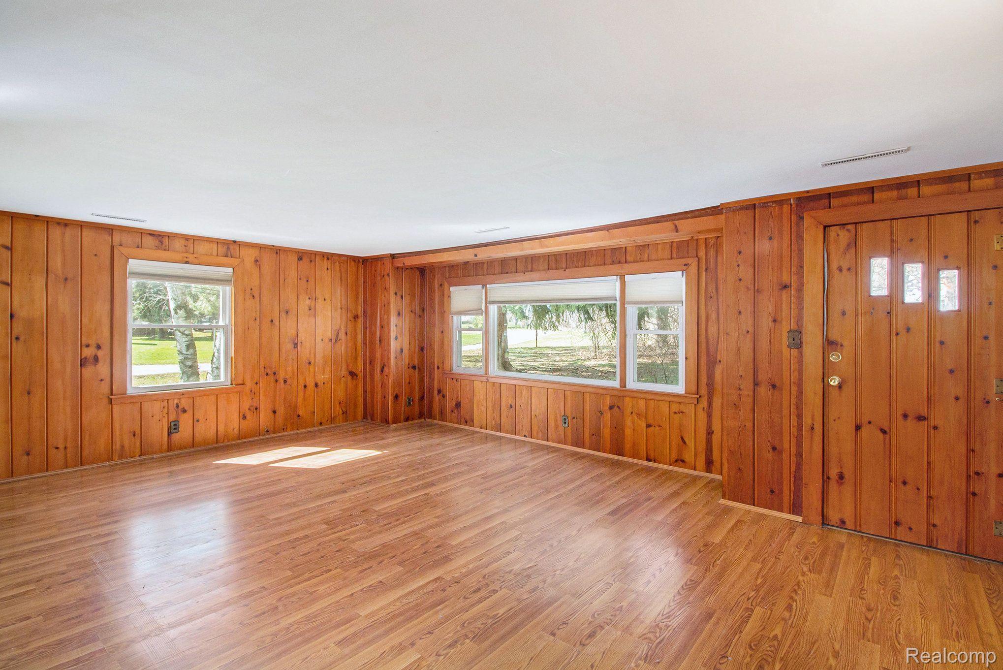 5951 Flemings Lake Road