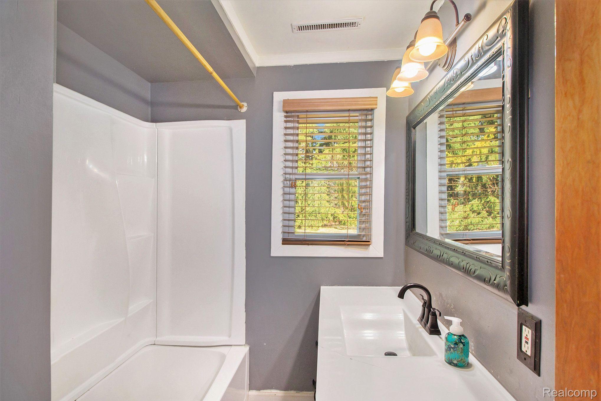 5951 Flemings Lake Road