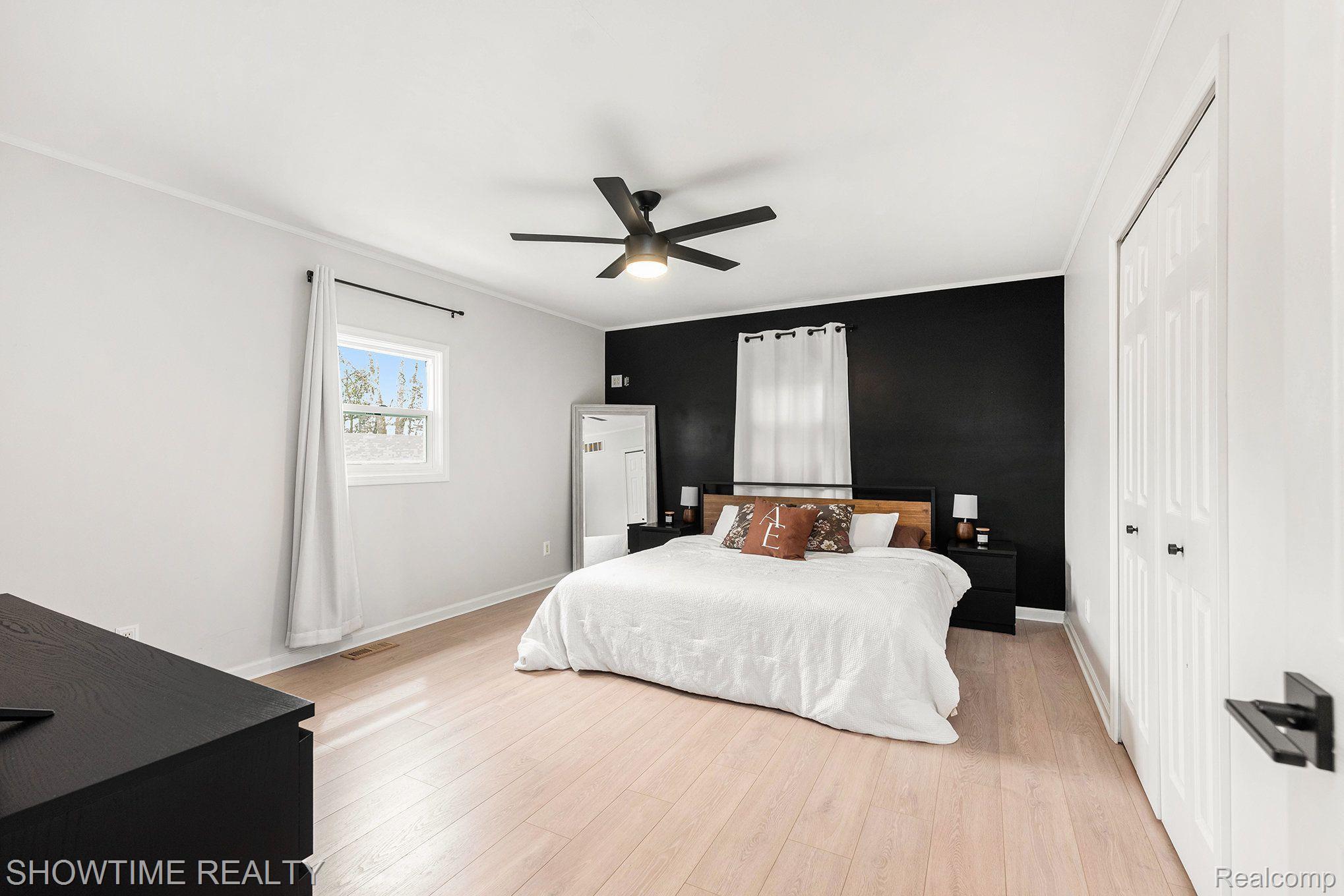 46707 VINEYARD Avenue