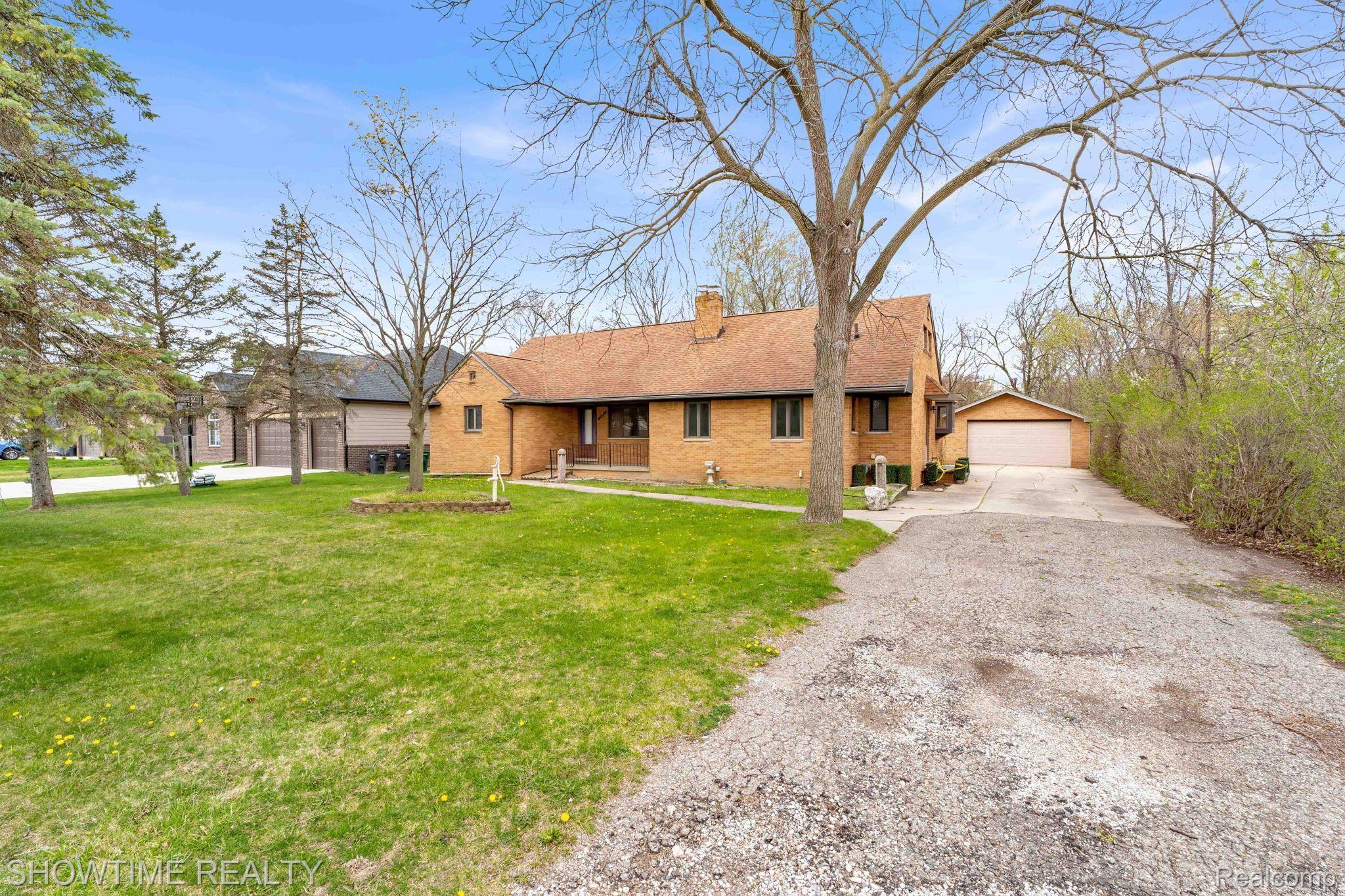 2927 DASHWOOD Drive